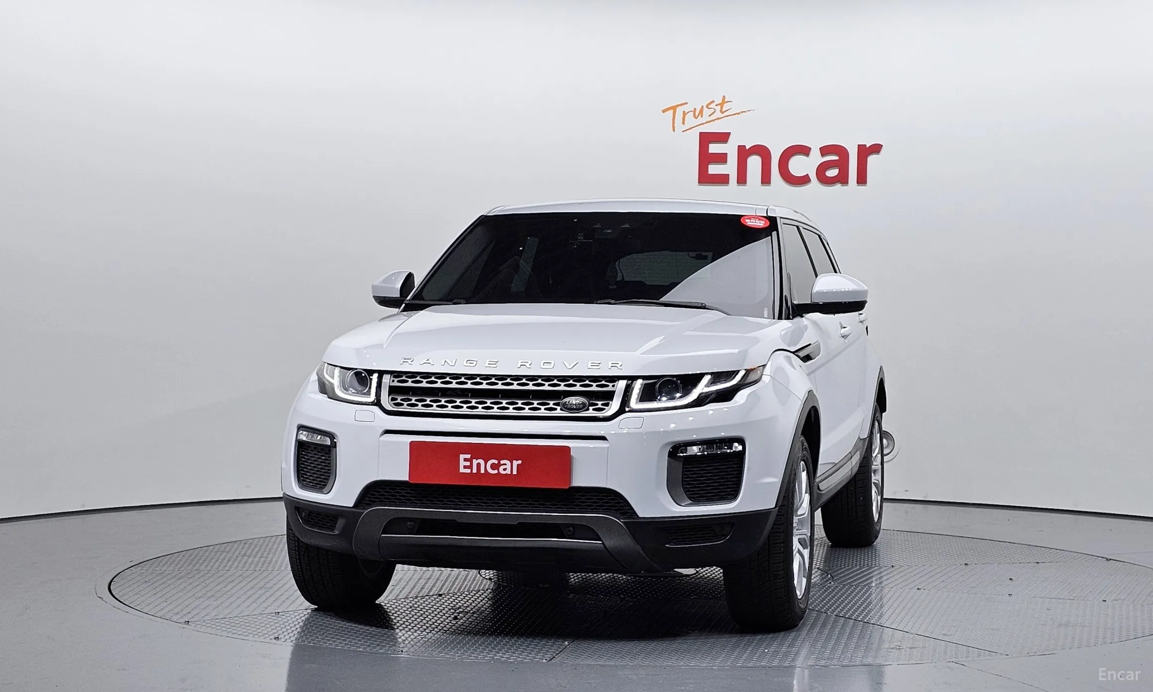 Land Rover Range Rover Evoque превью 3