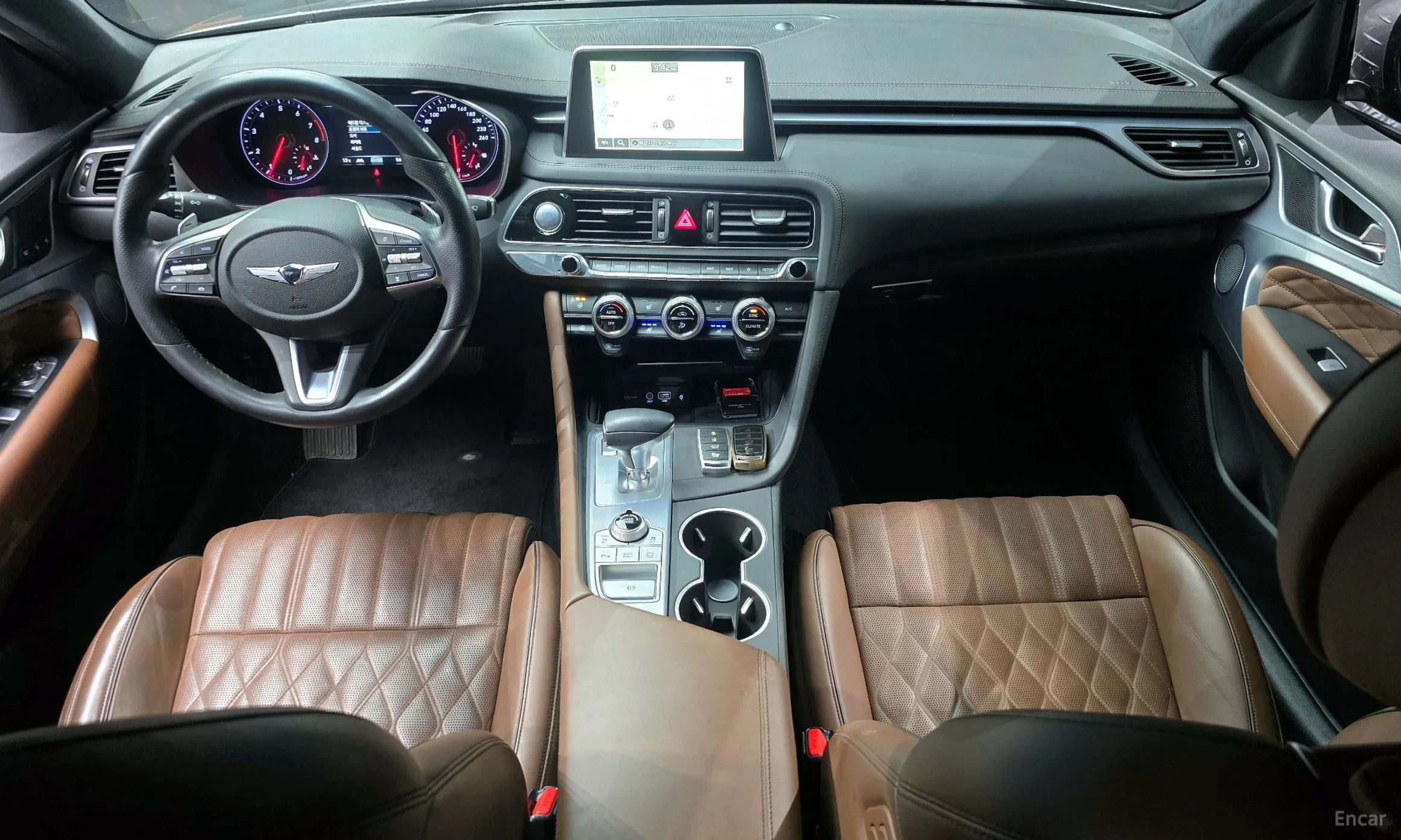 Genesis G70 превью 7