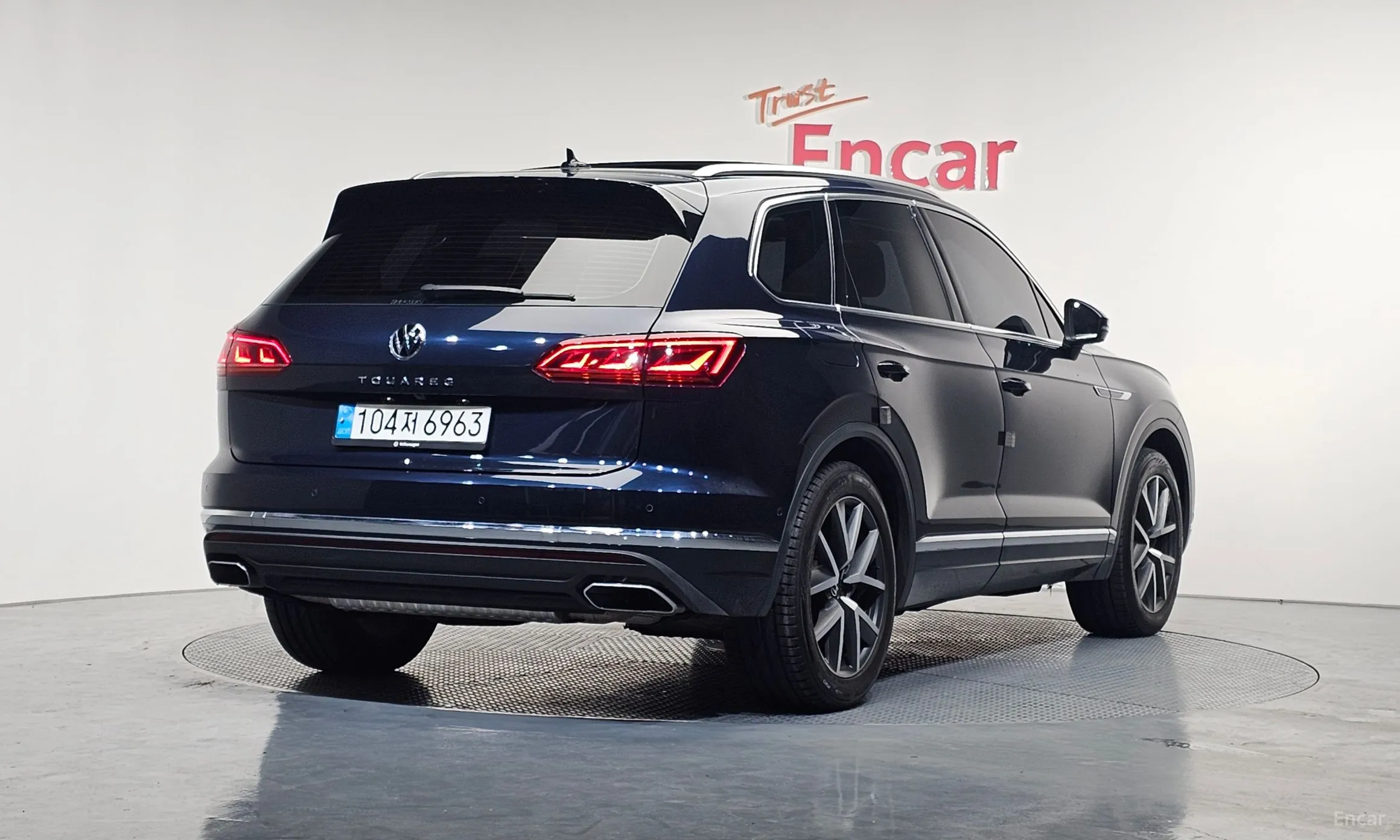 Volkswagen Touareg 3rd Generation превью 2