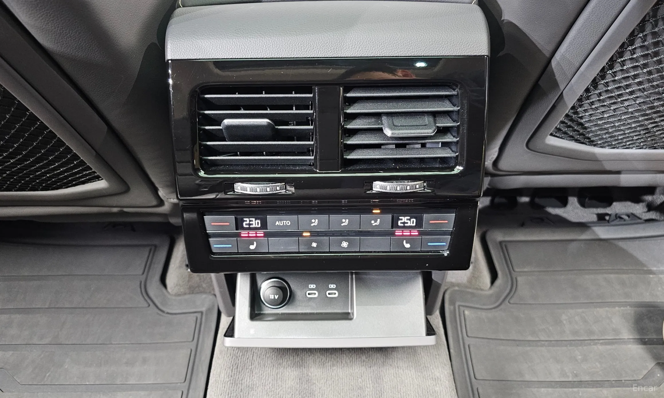 Volkswagen Touareg 3rd Generation превью 18