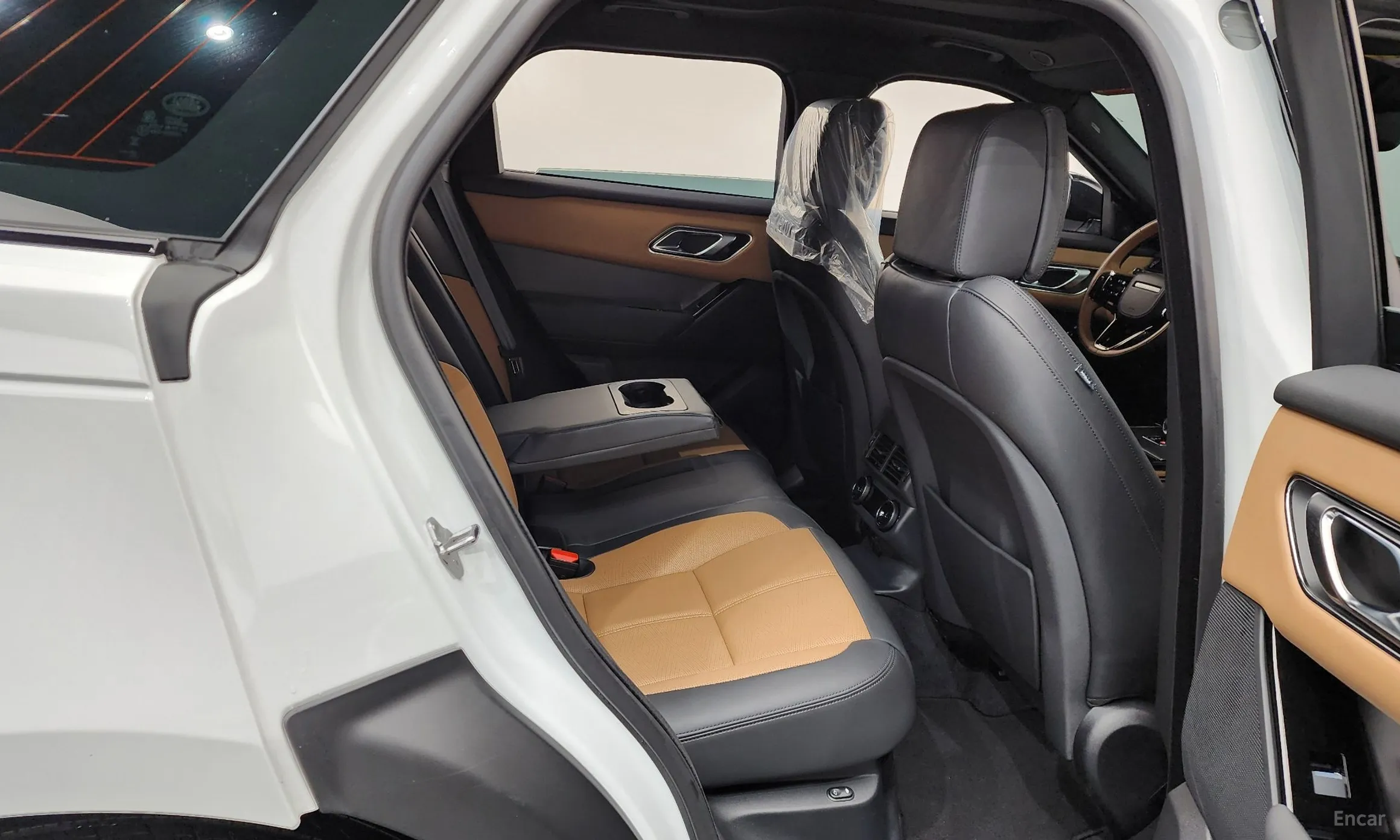 Land Rover Range Rover Bella превью 12