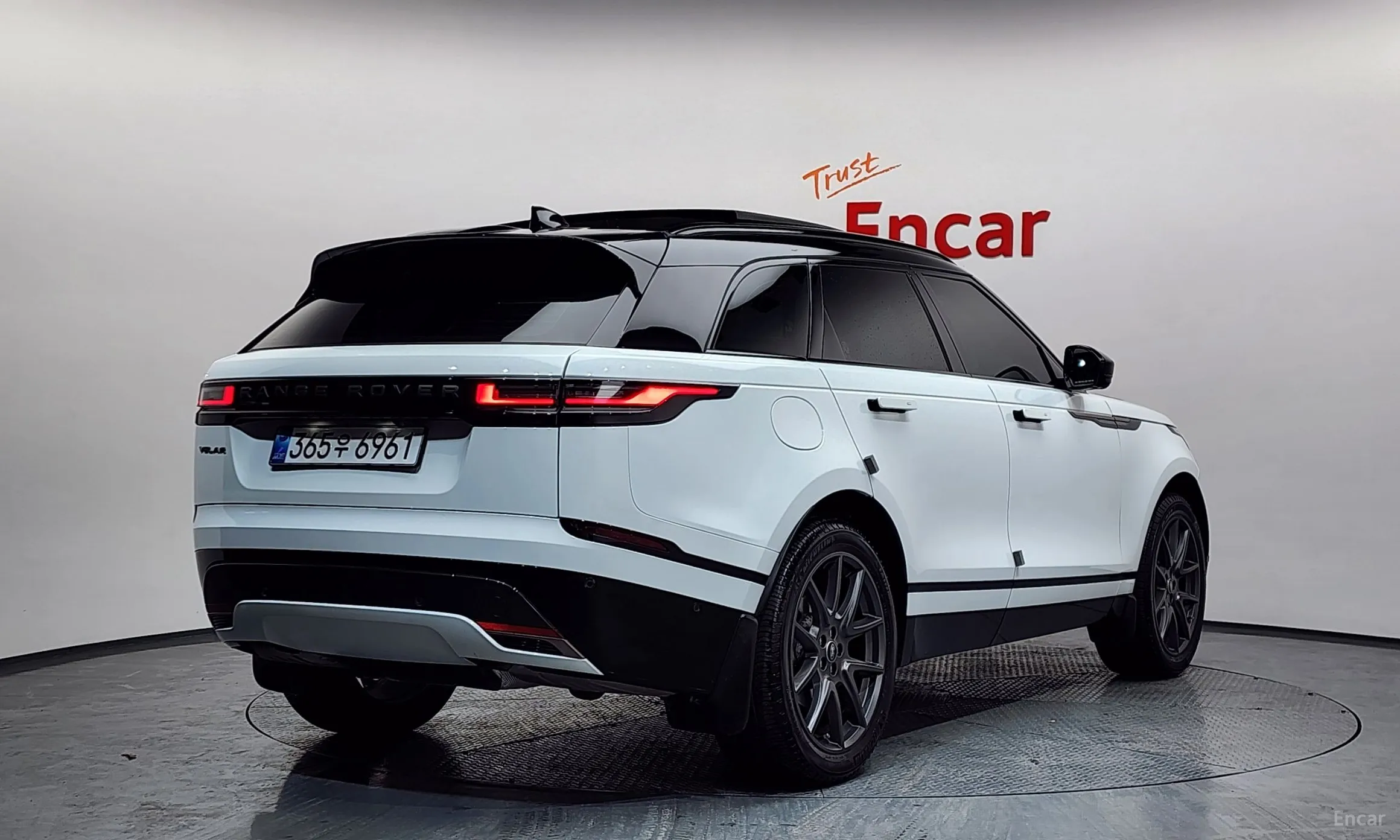 Land Rover Range Rover Bella превью 2