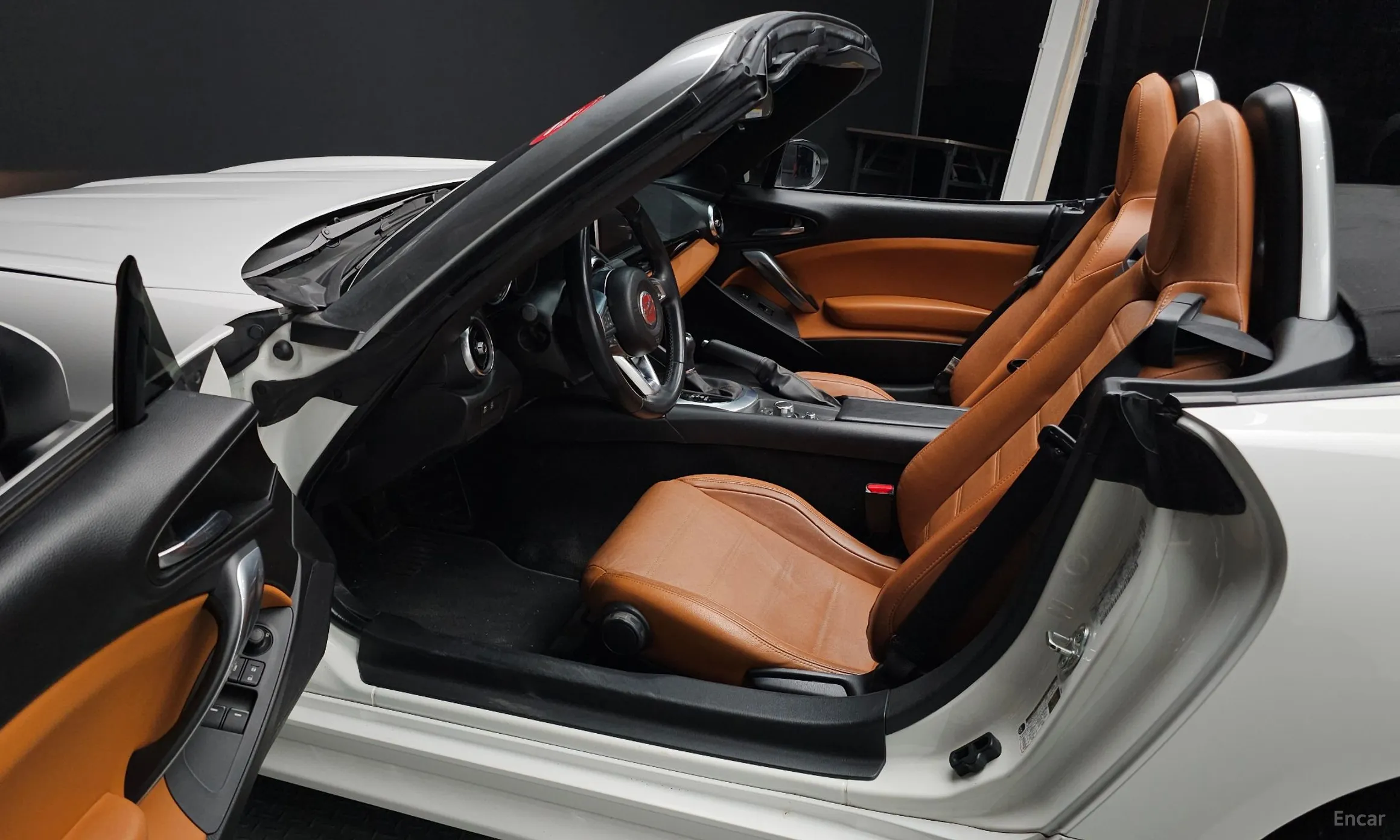 Fiat 124 Spider превью 11
