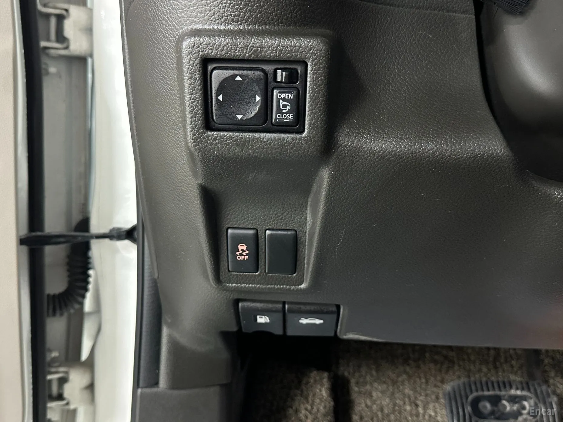 Nissan Cube превью 8