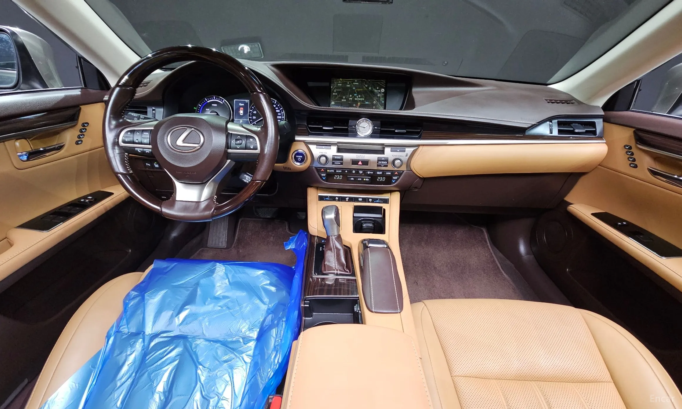 Lexus New ES300h превью 7