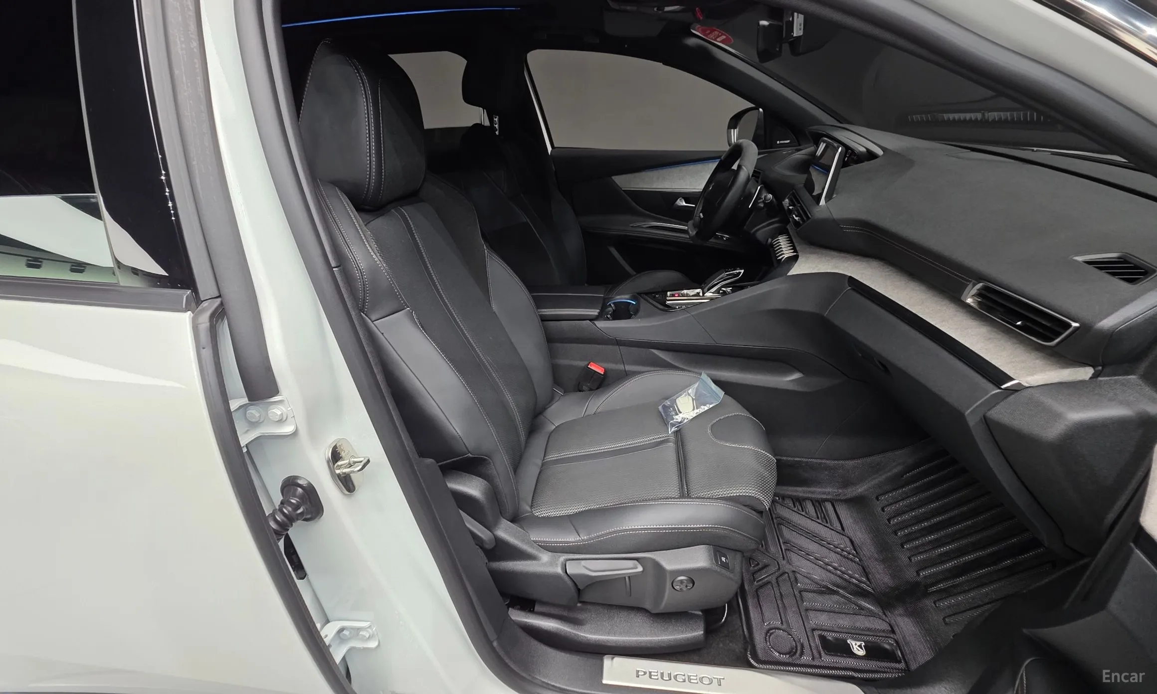 Peugeot 3008 2nd generation превью 10
