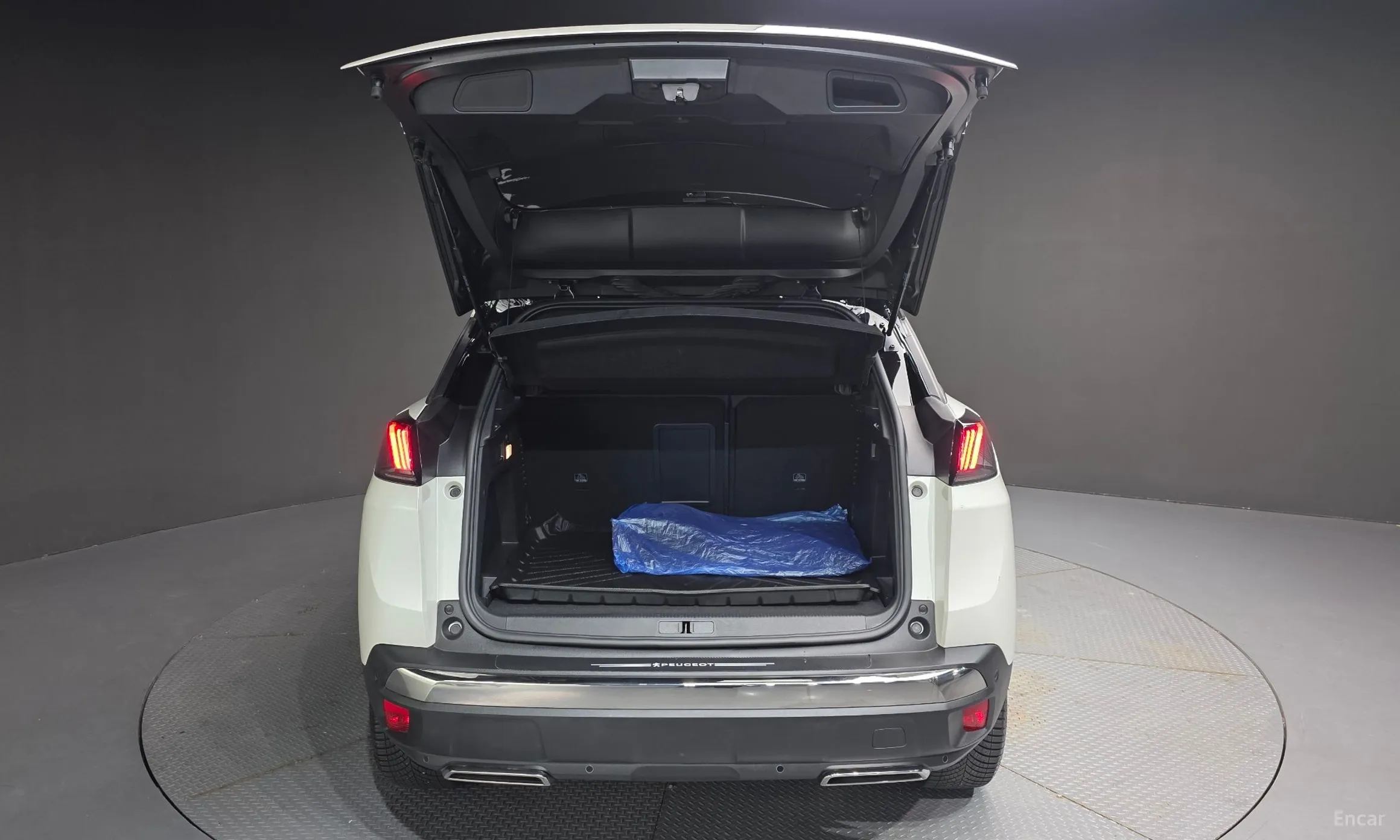 Peugeot 3008 2nd generation превью 20