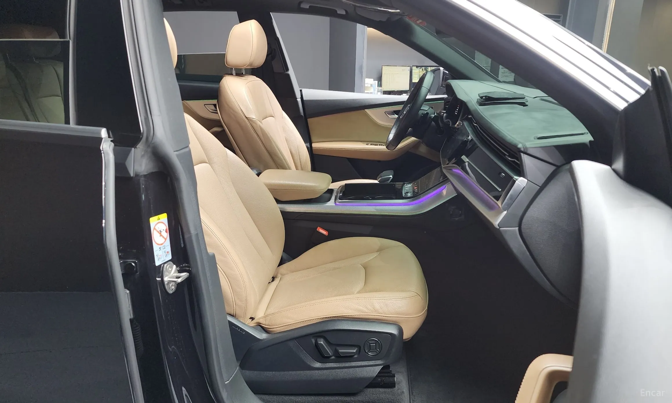 Audi Q8 (4M) превью 11