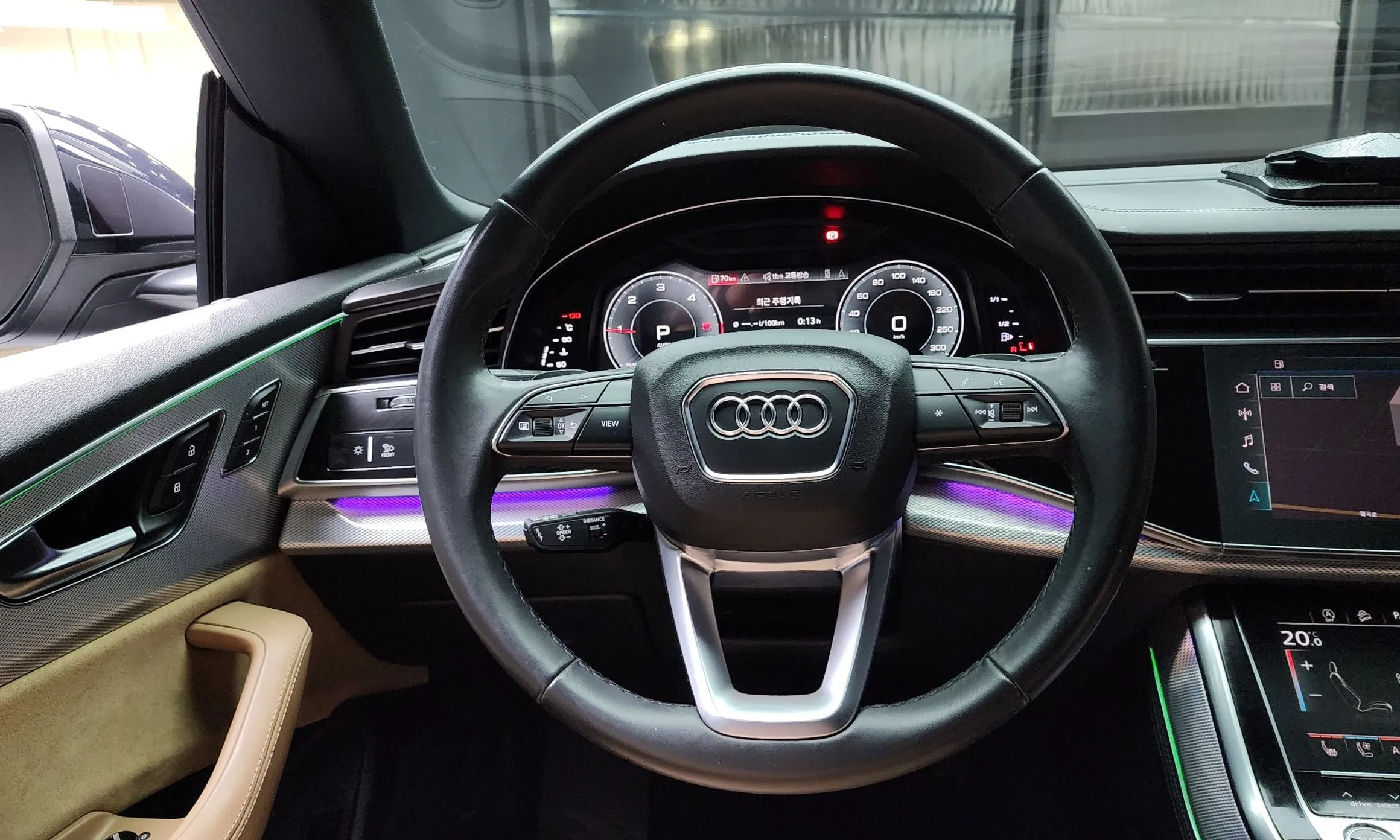 Audi Q8 (4M) превью 13