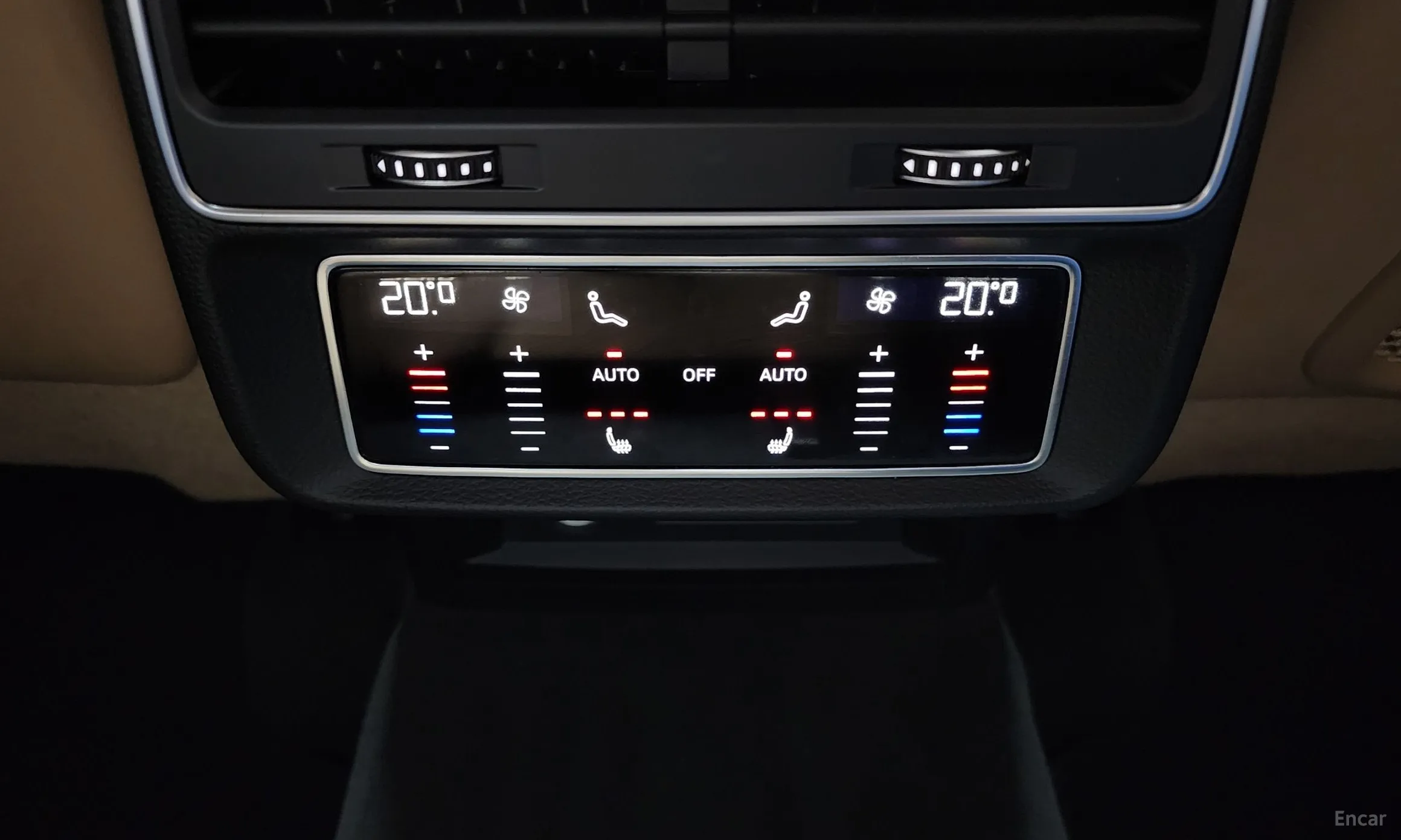 Audi Q8 (4M) превью 19
