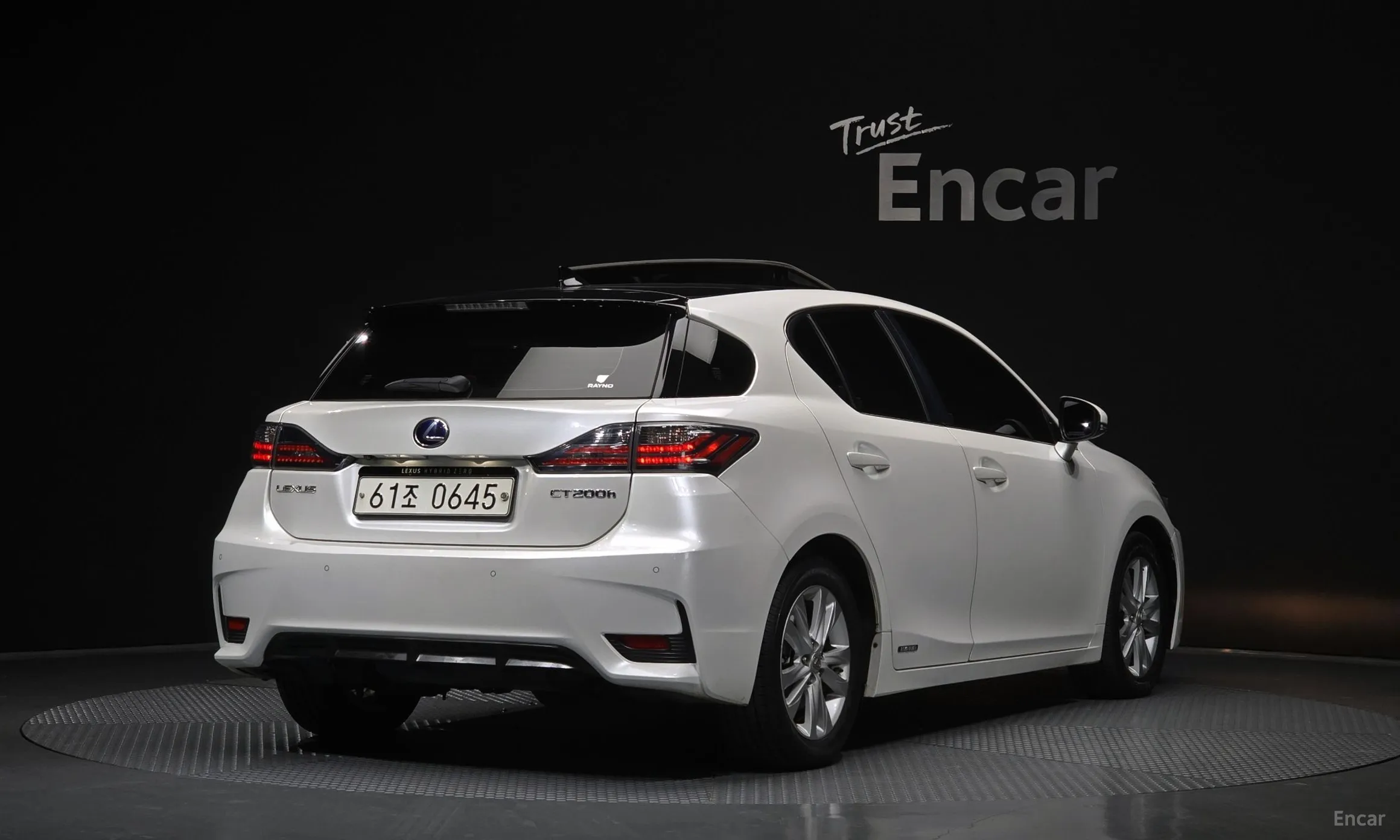 Lexus CT200h
