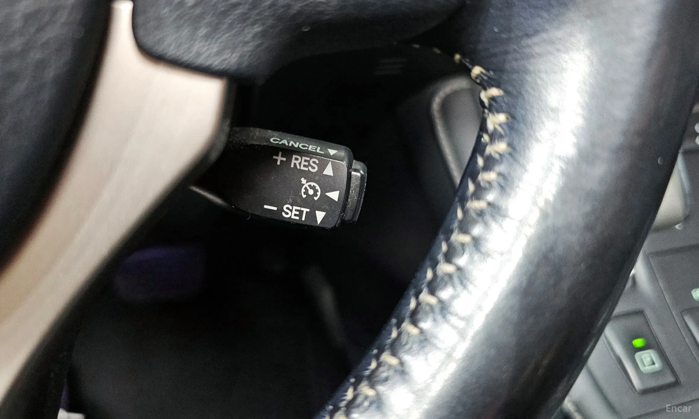Lexus CT200h превью 17