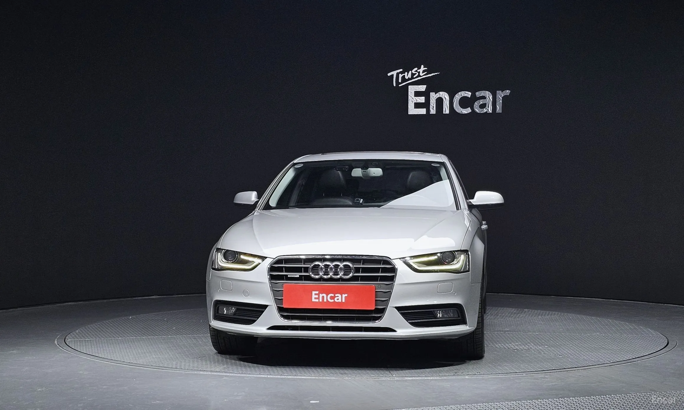 Audi New A4 превью 3