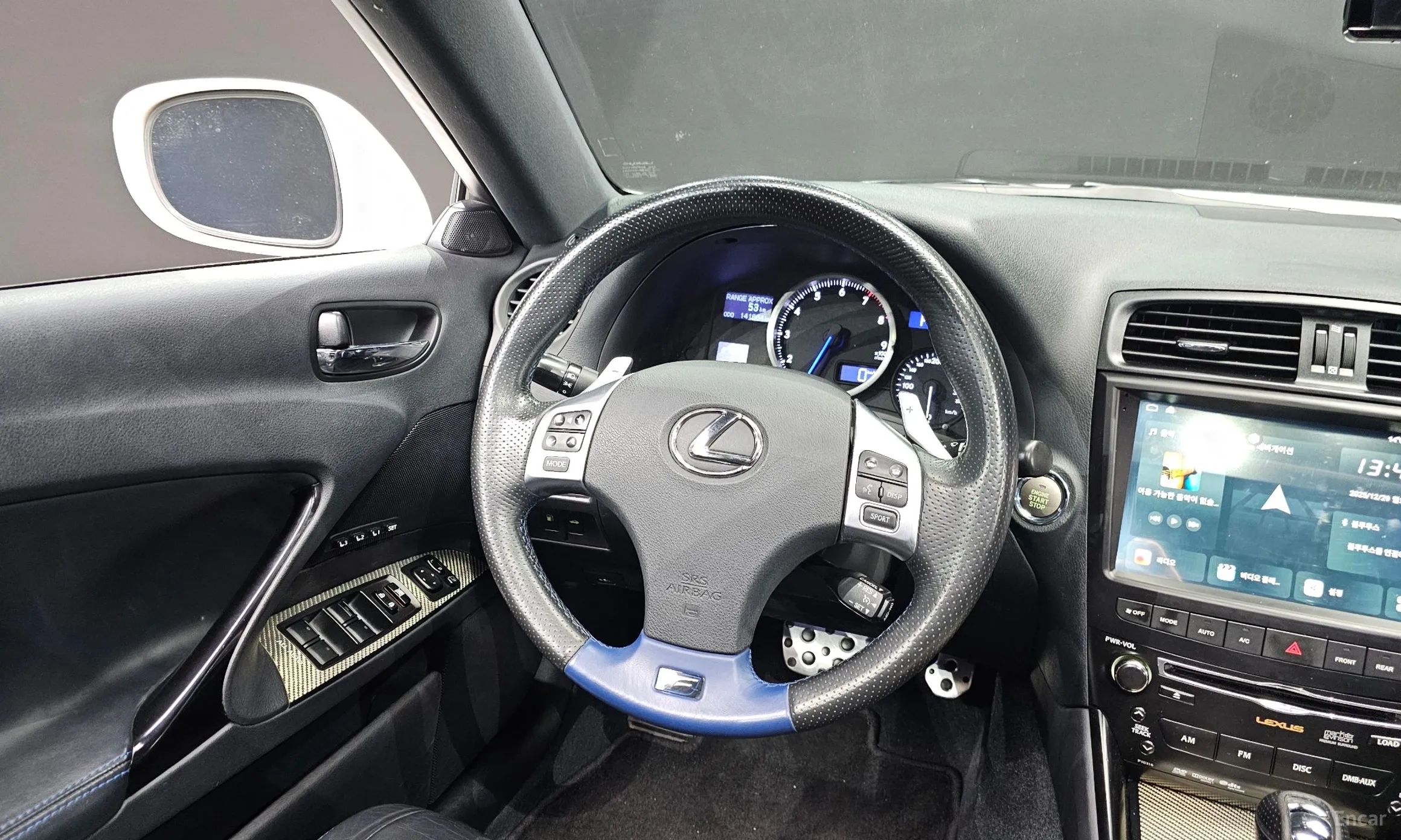 Lexus IS F превью 13