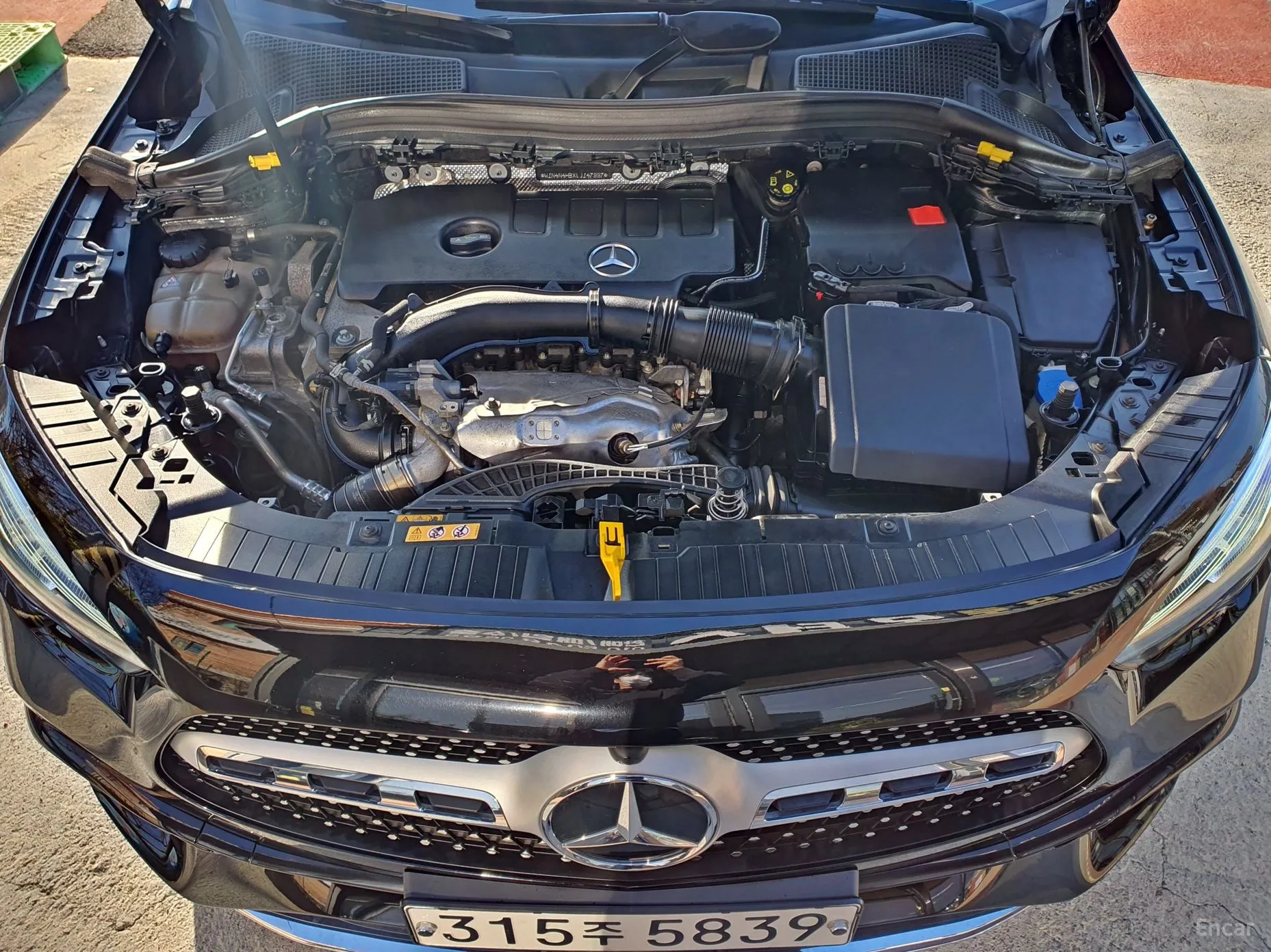 Mercedes Benz GLA-Class H247 превью 10