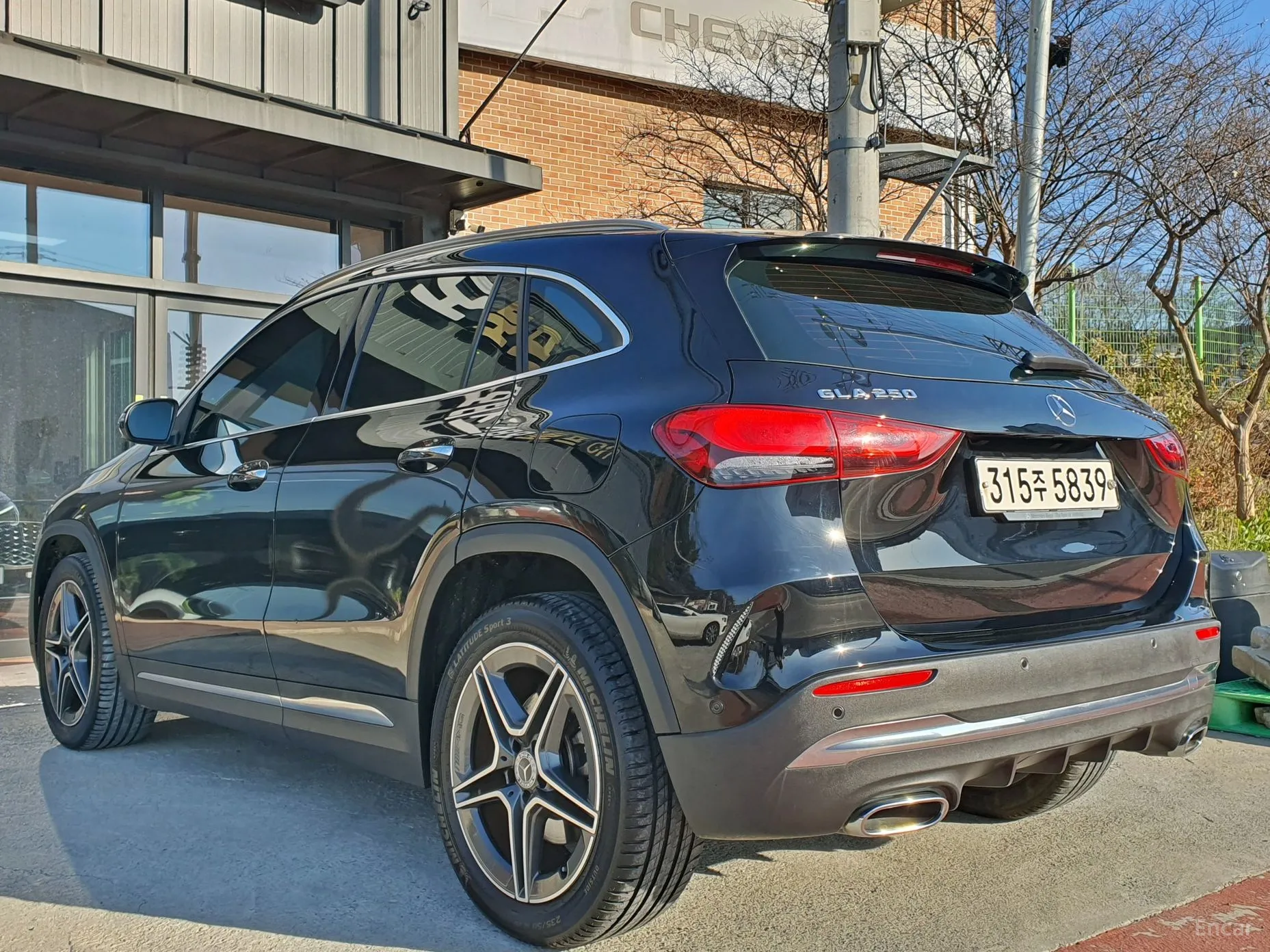 Mercedes Benz GLA-Class H247