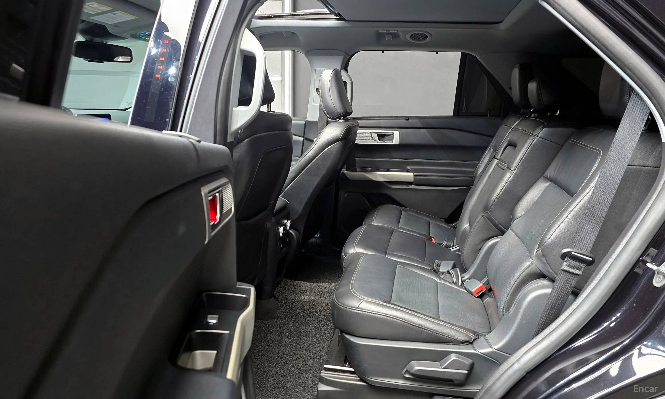 Ford Explorer 6th Generation превью 12