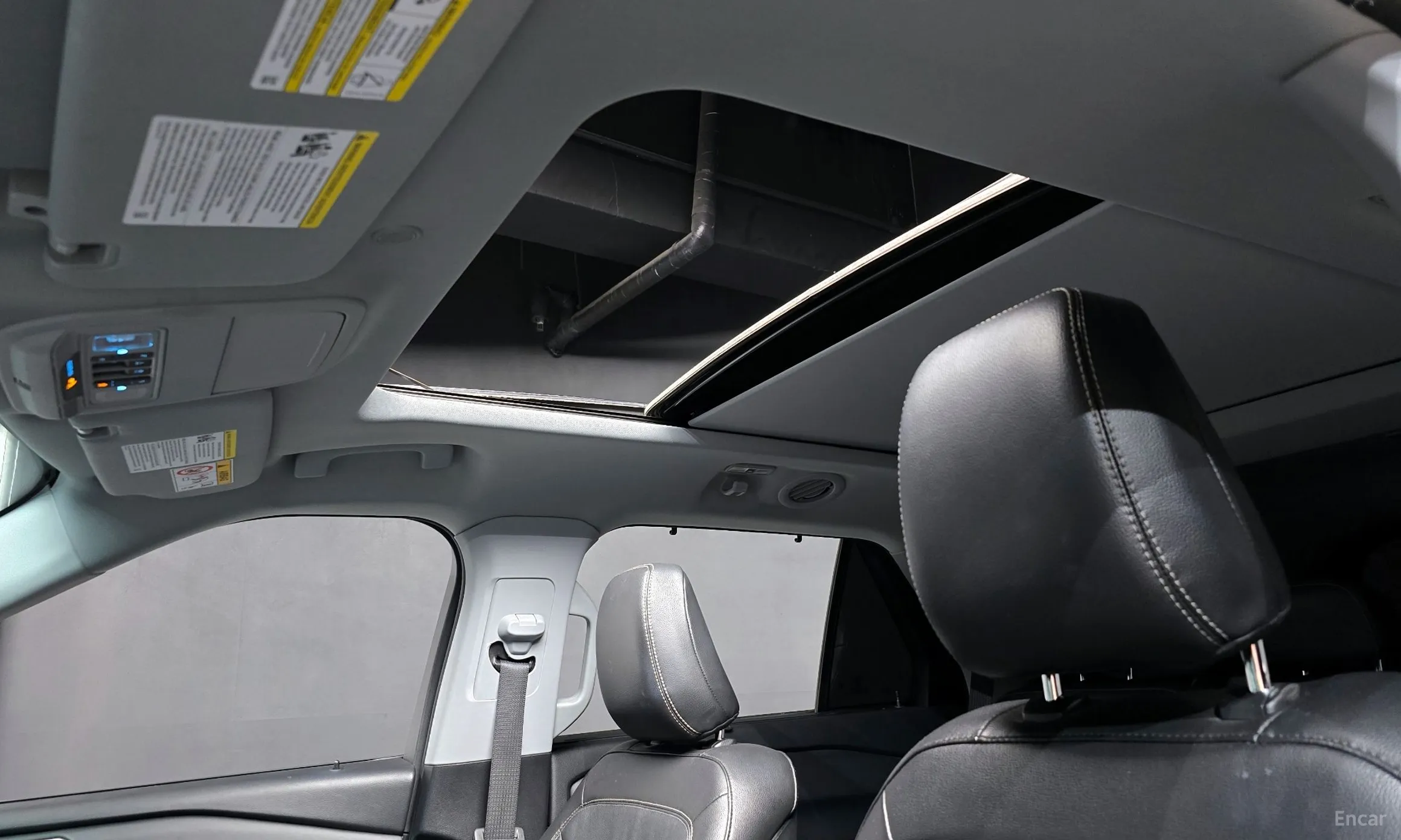 Ford Explorer 6th Generation превью 19