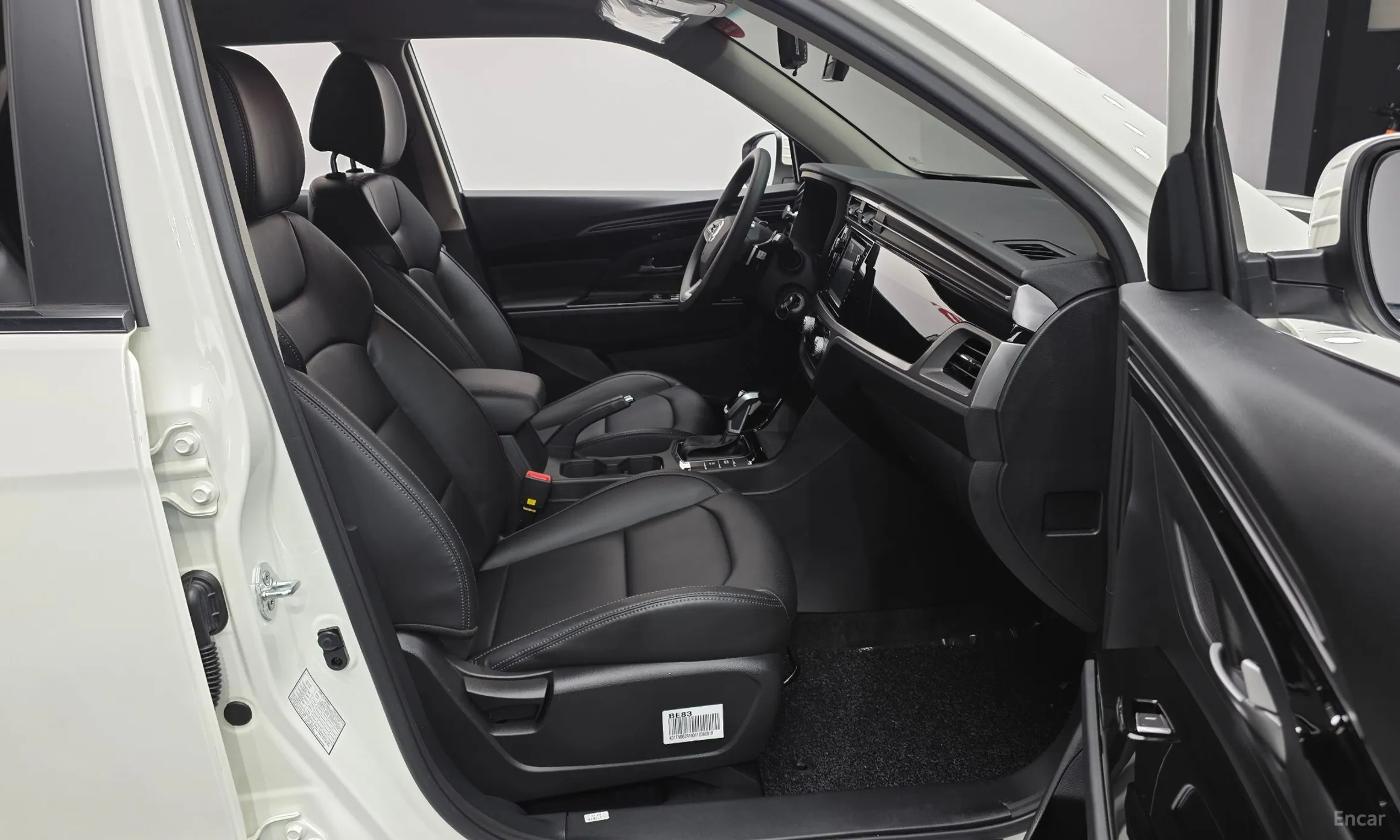 KG Mobility (SsangYong) Beautiful Korando превью 10