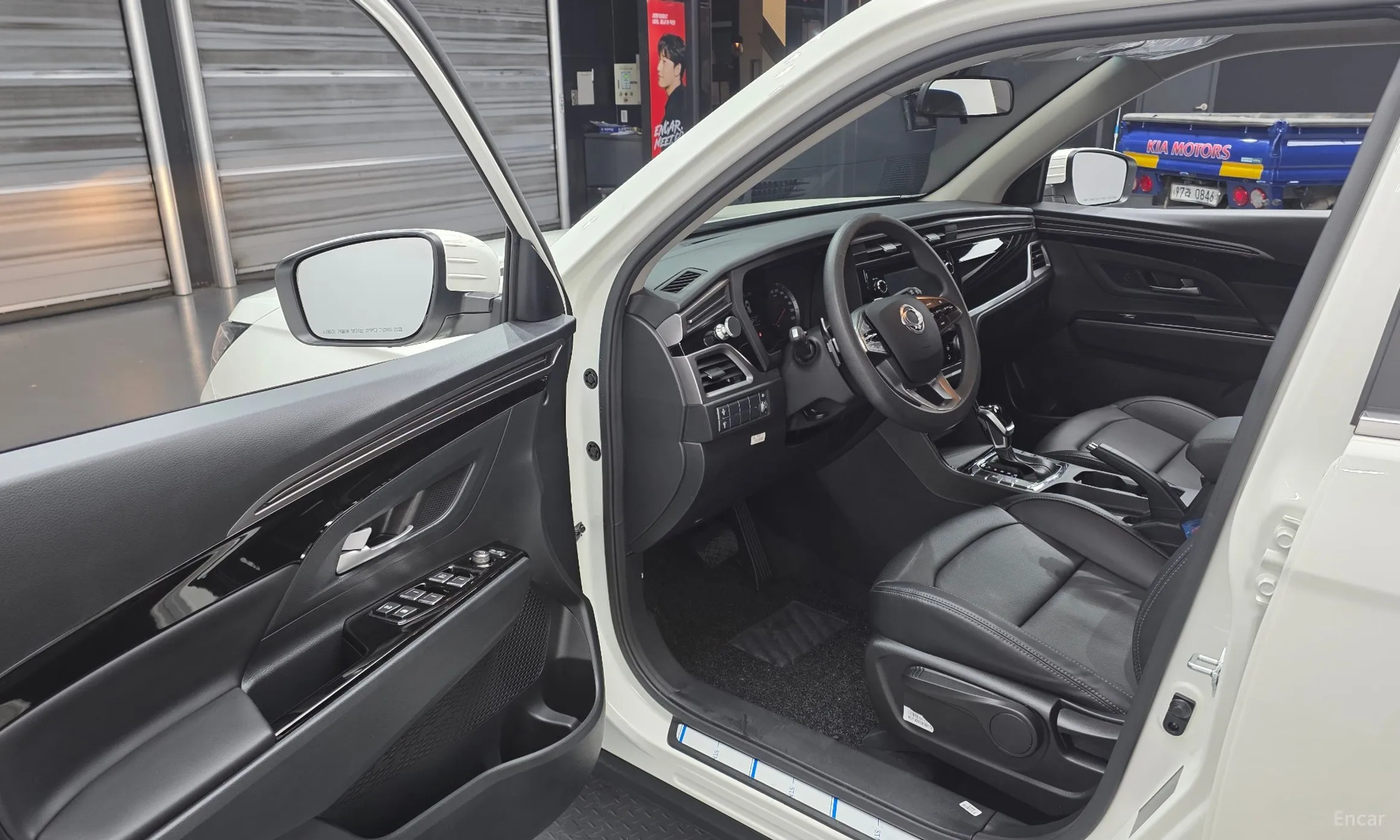 KG Mobility (SsangYong) Beautiful Korando превью 11