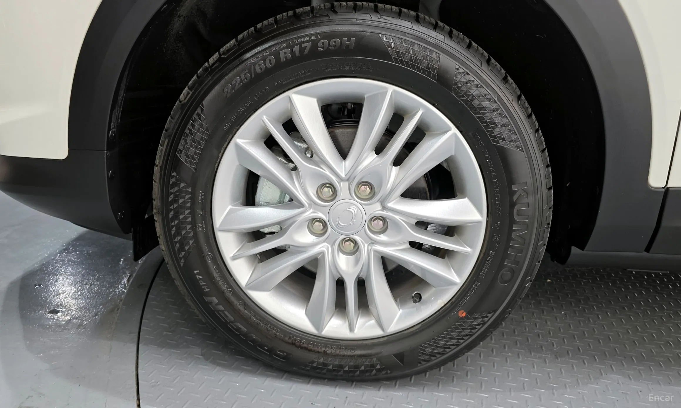 KG Mobility (SsangYong) Beautiful Korando превью 5