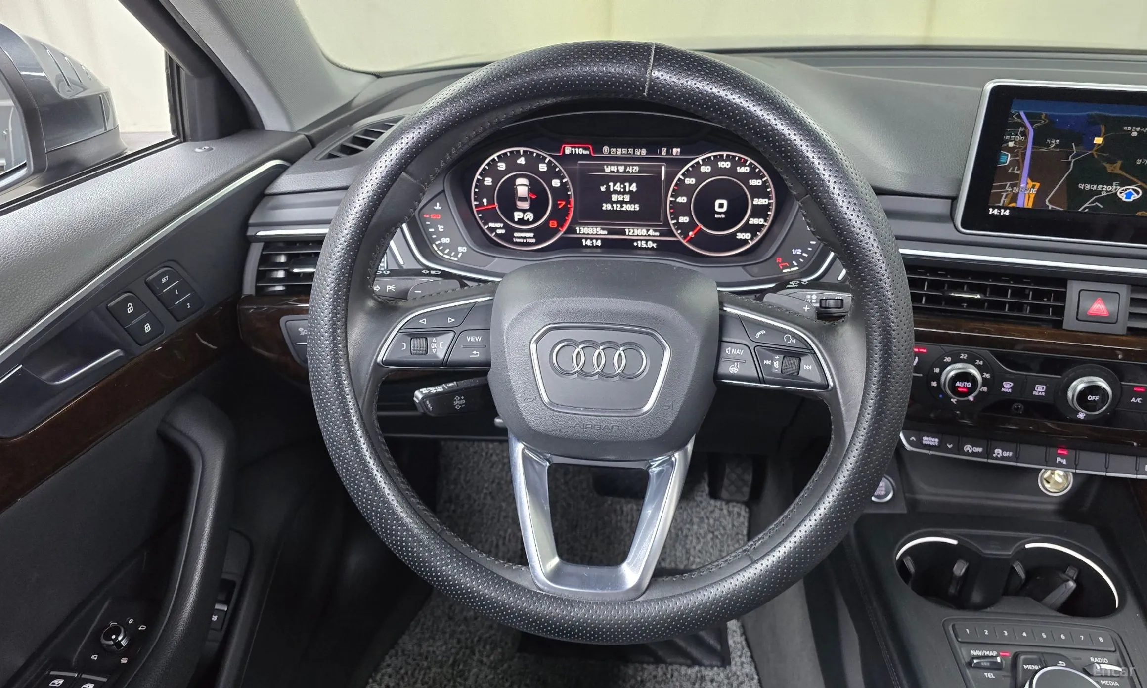Audi A4 (B9) превью 13