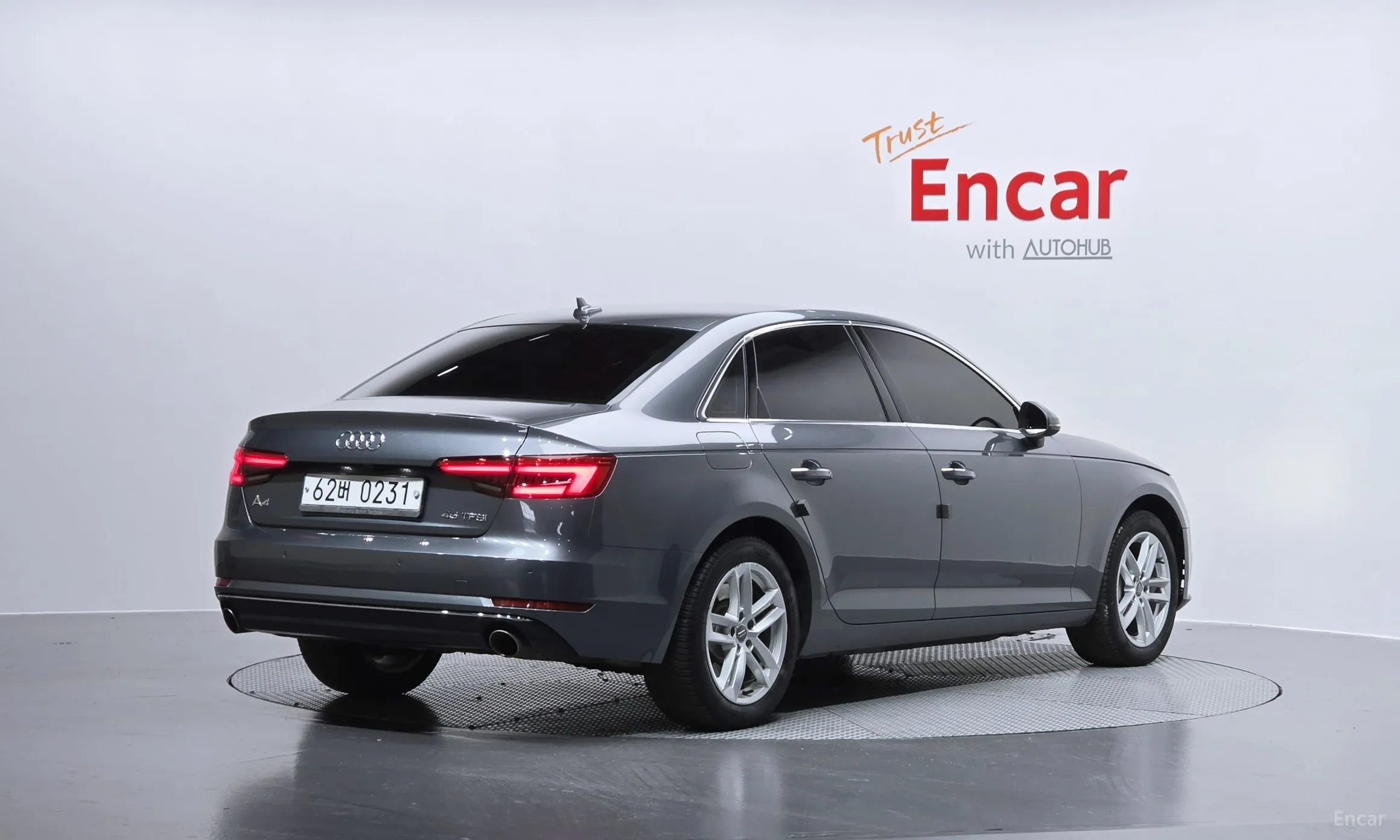 Audi A4 (B9) превью 2