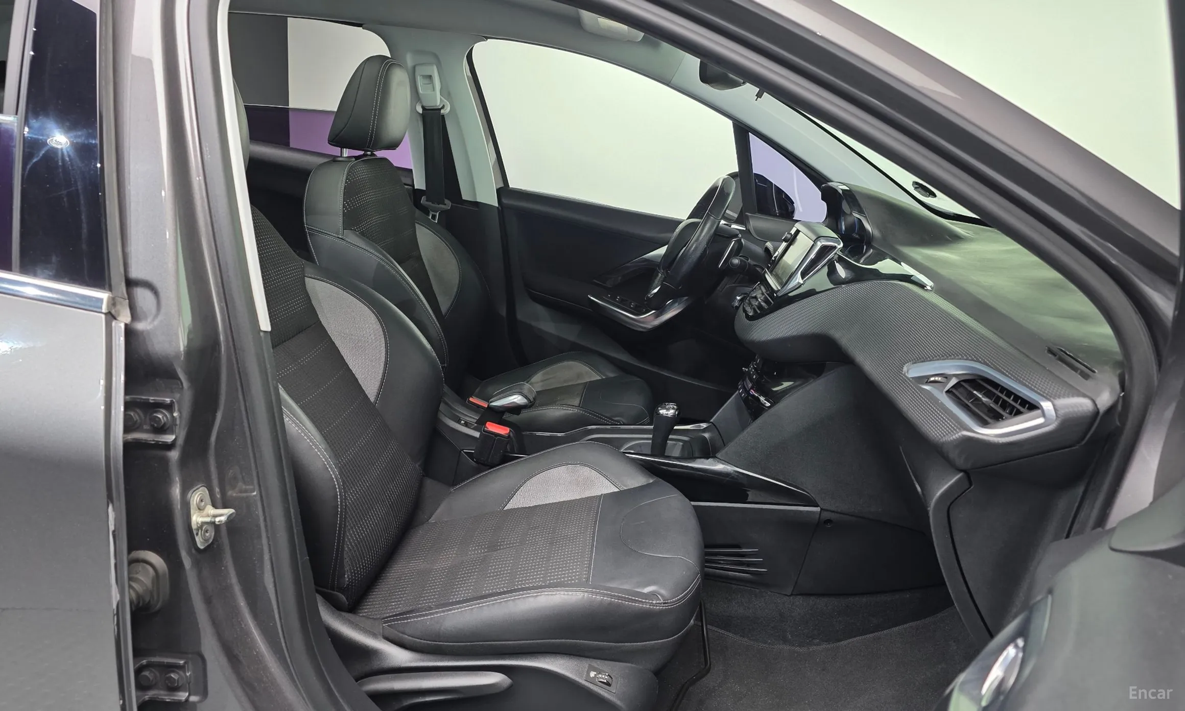 Peugeot 2008. превью 10
