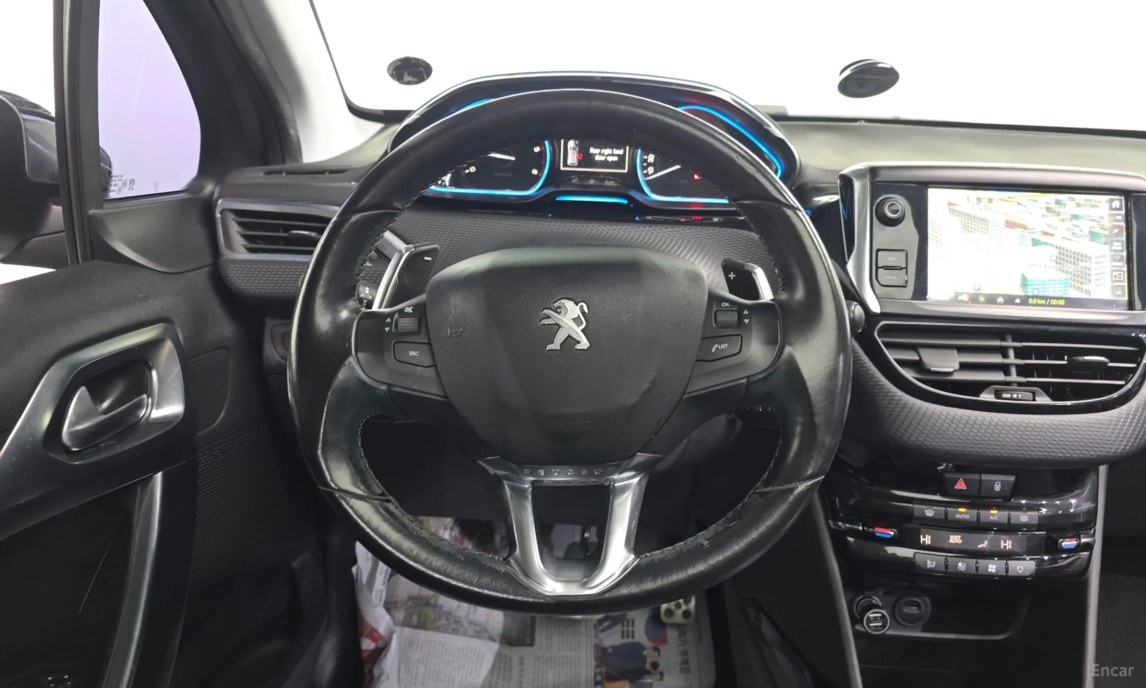 Peugeot 2008. превью 13