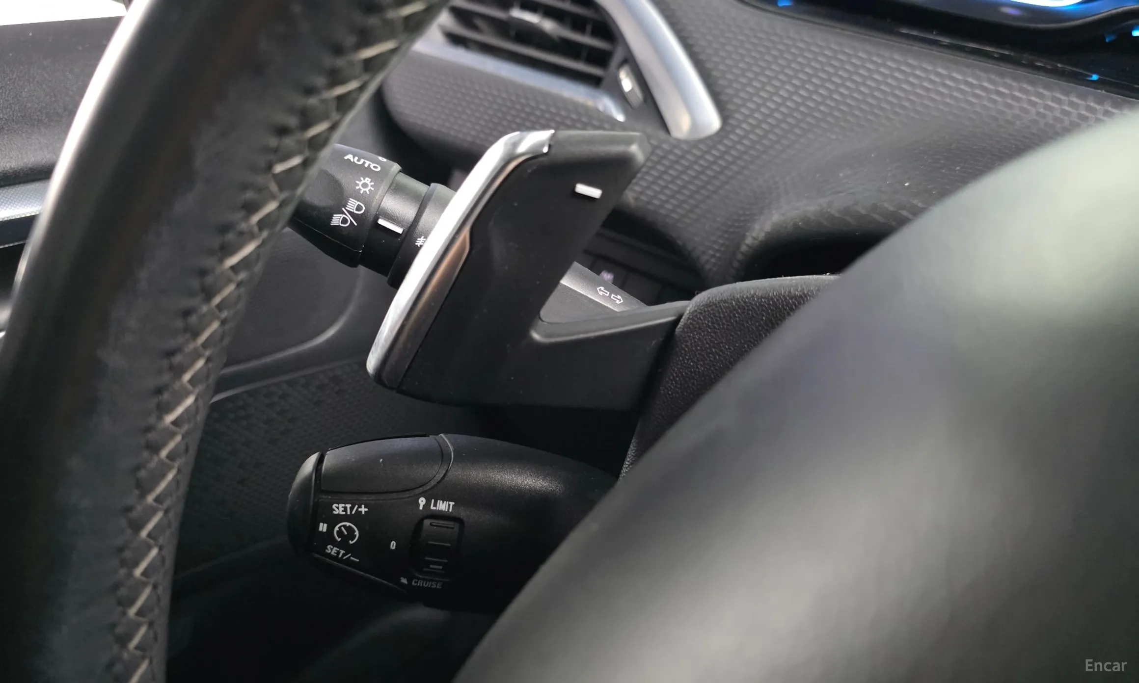 Peugeot 2008. превью 18