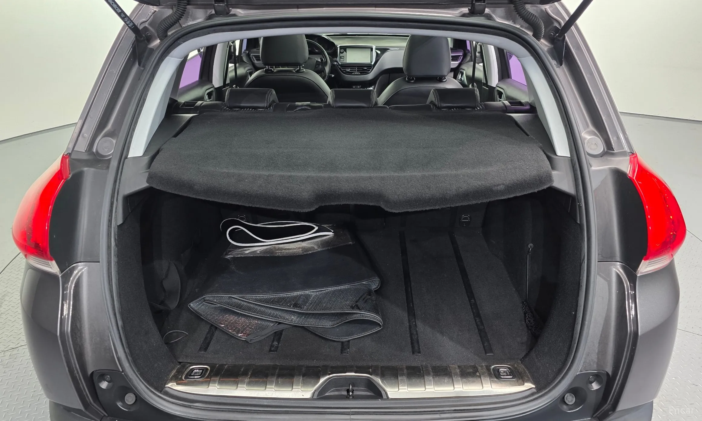 Peugeot 2008. превью 20