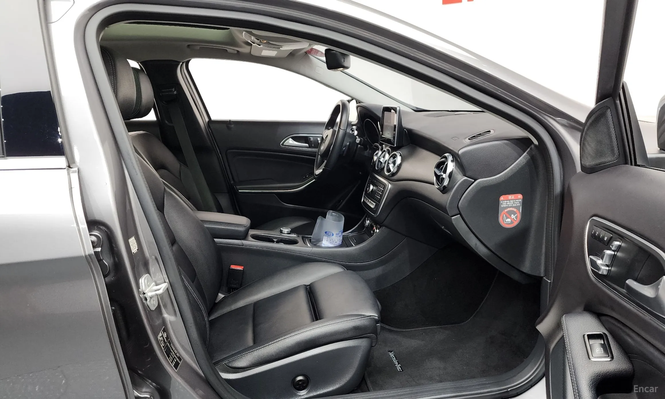 Mercedes Benz GLA-Class X156 превью 11