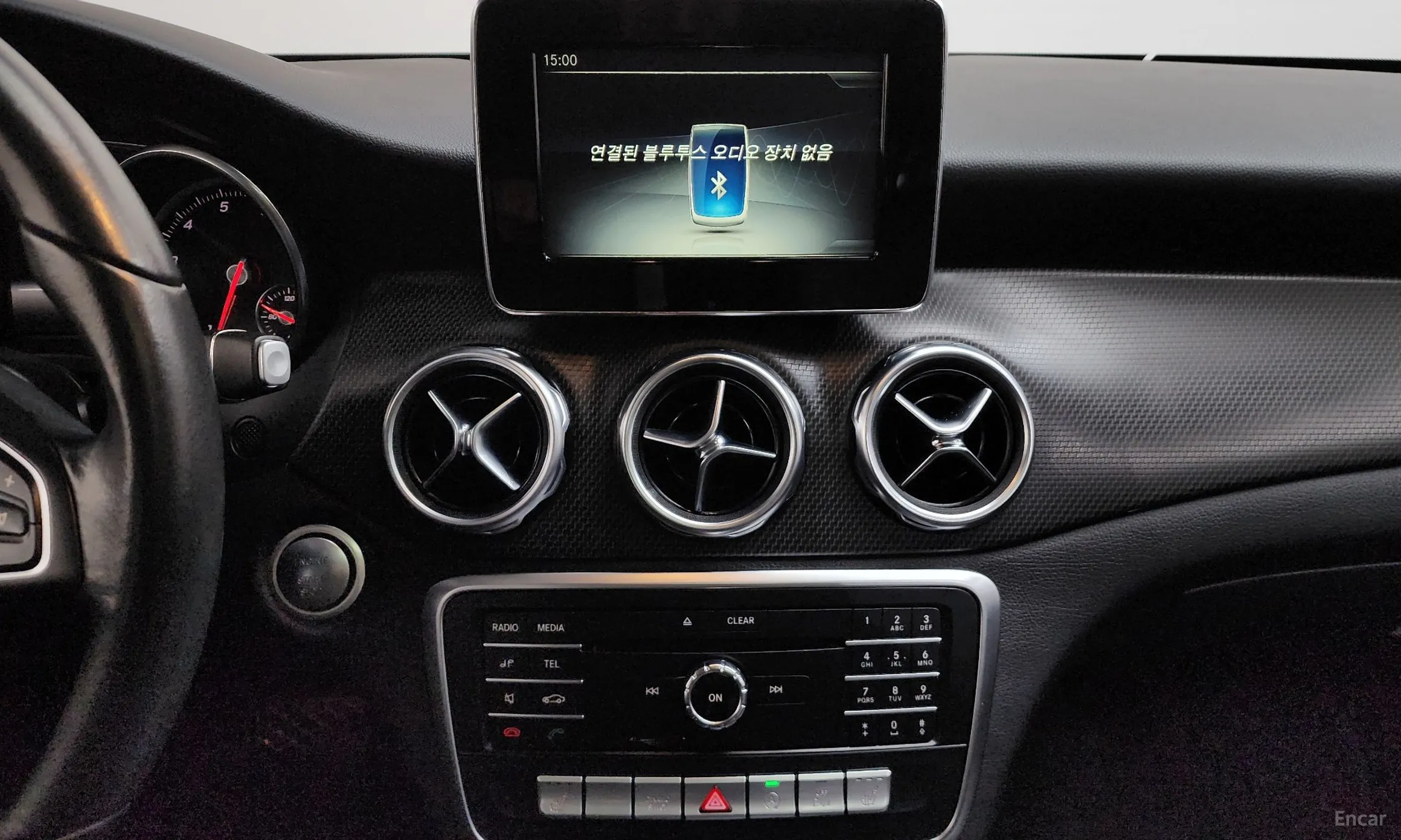 Mercedes Benz GLA-Class X156 превью 15