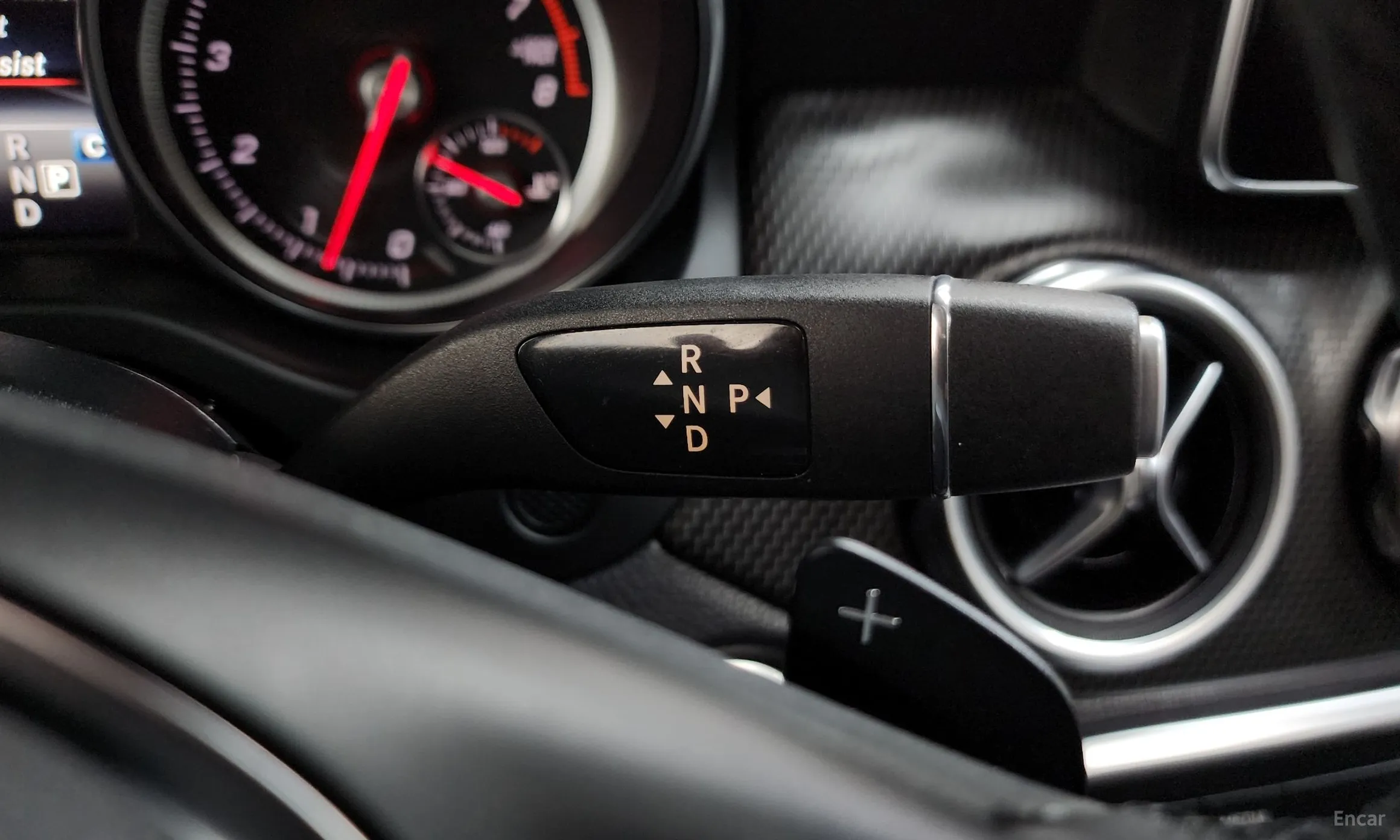Mercedes Benz GLA-Class X156 превью 9