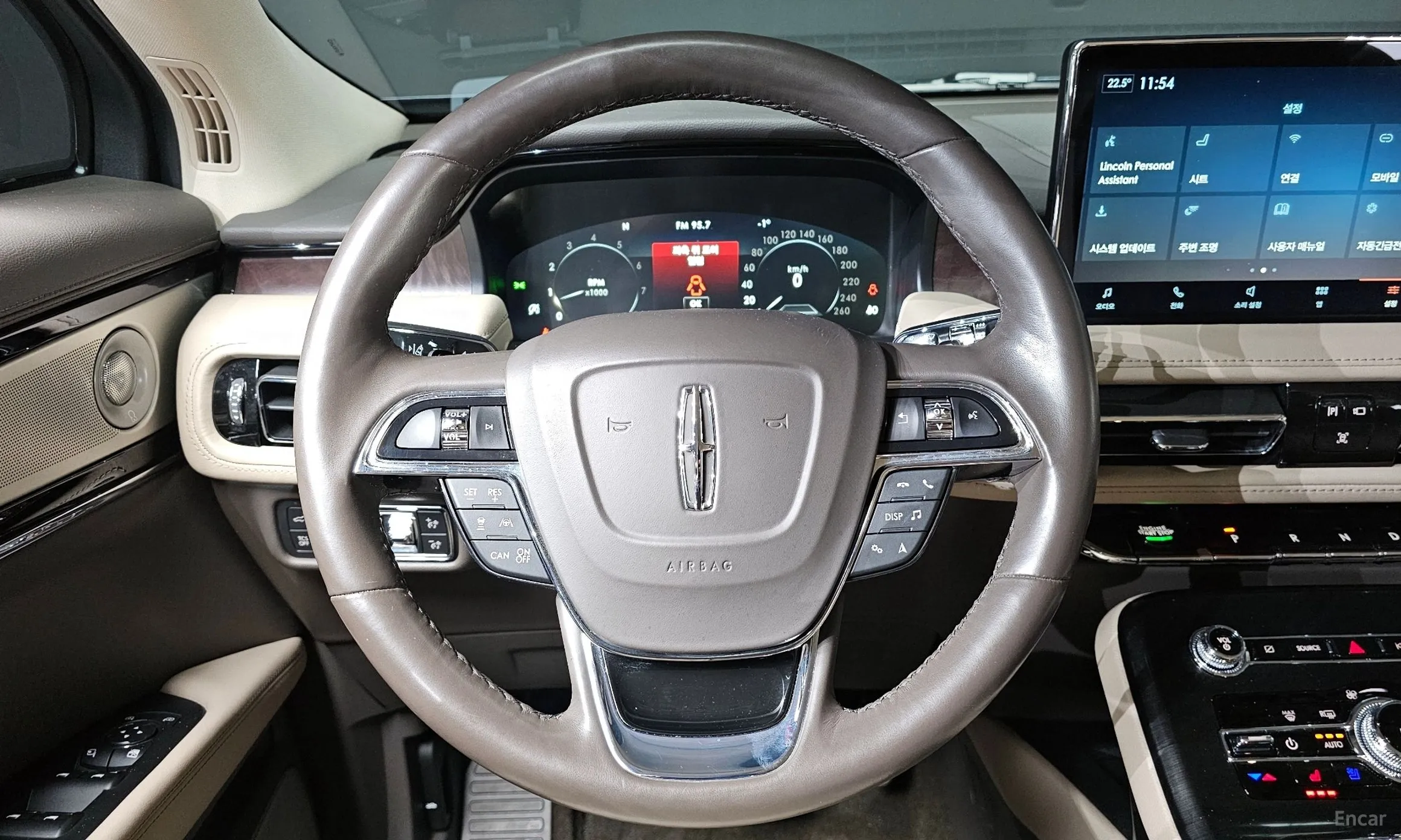 Lincoln Nautilus Gen 1 превью 13