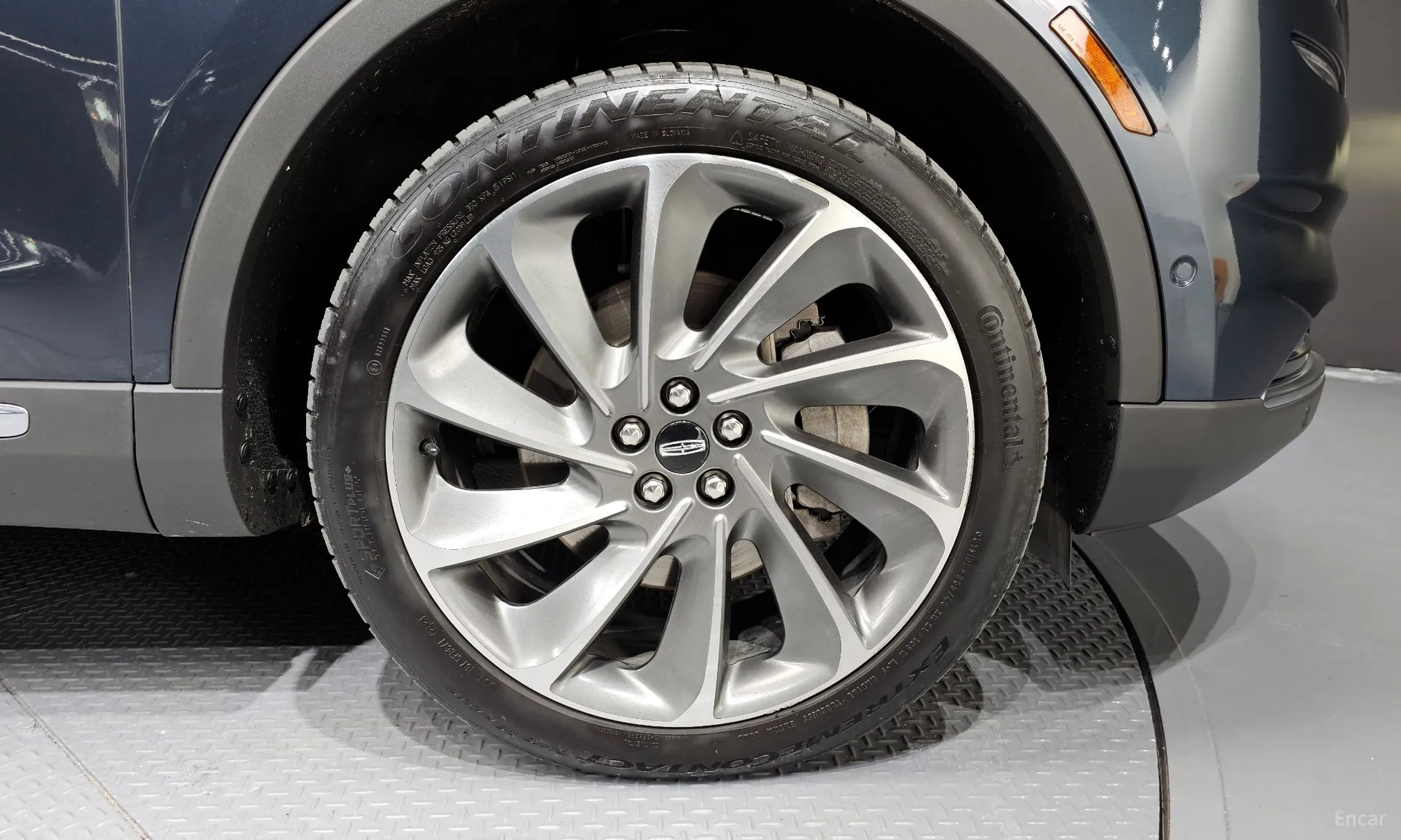 Lincoln Nautilus Gen 1 превью 5
