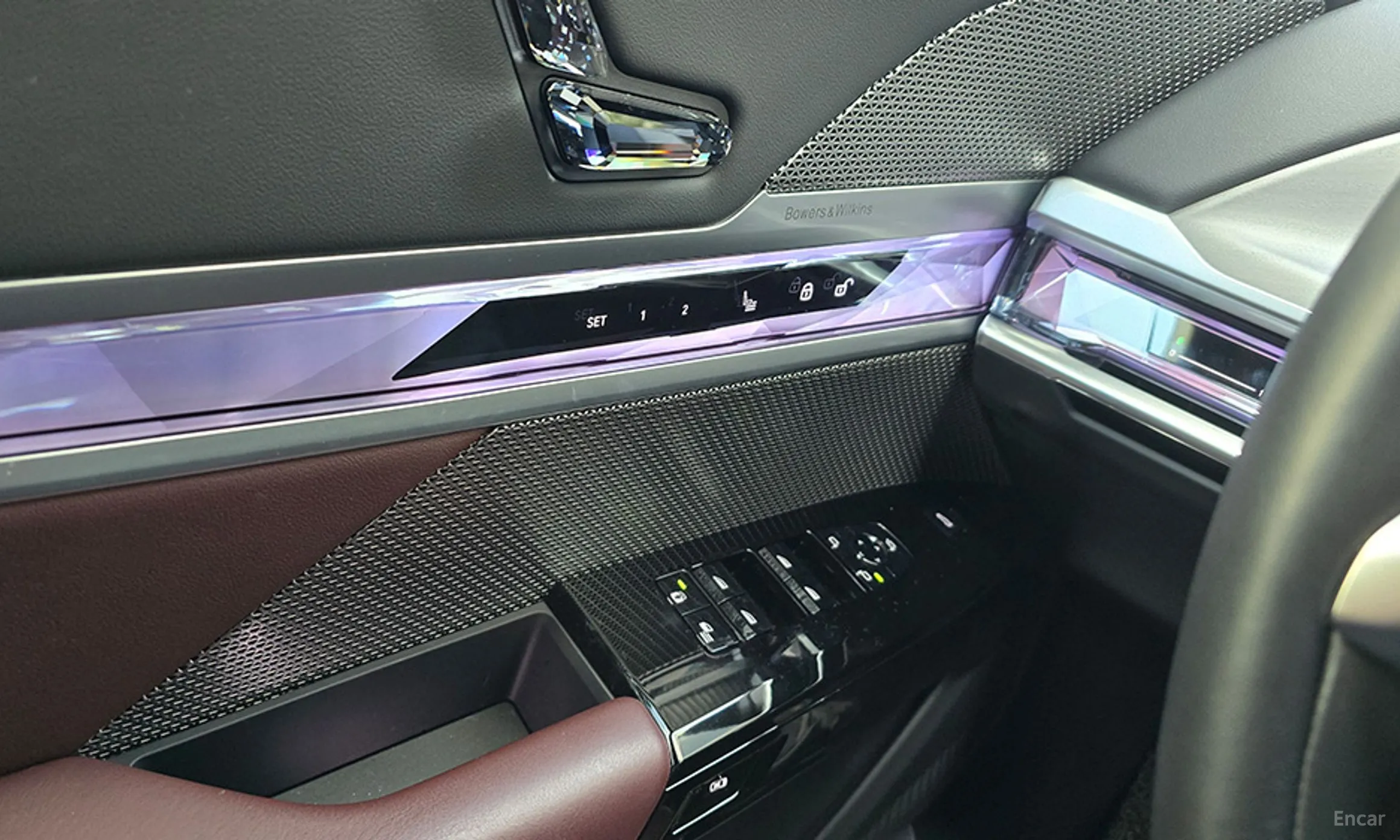 BMW 7 Series (G70) превью 15