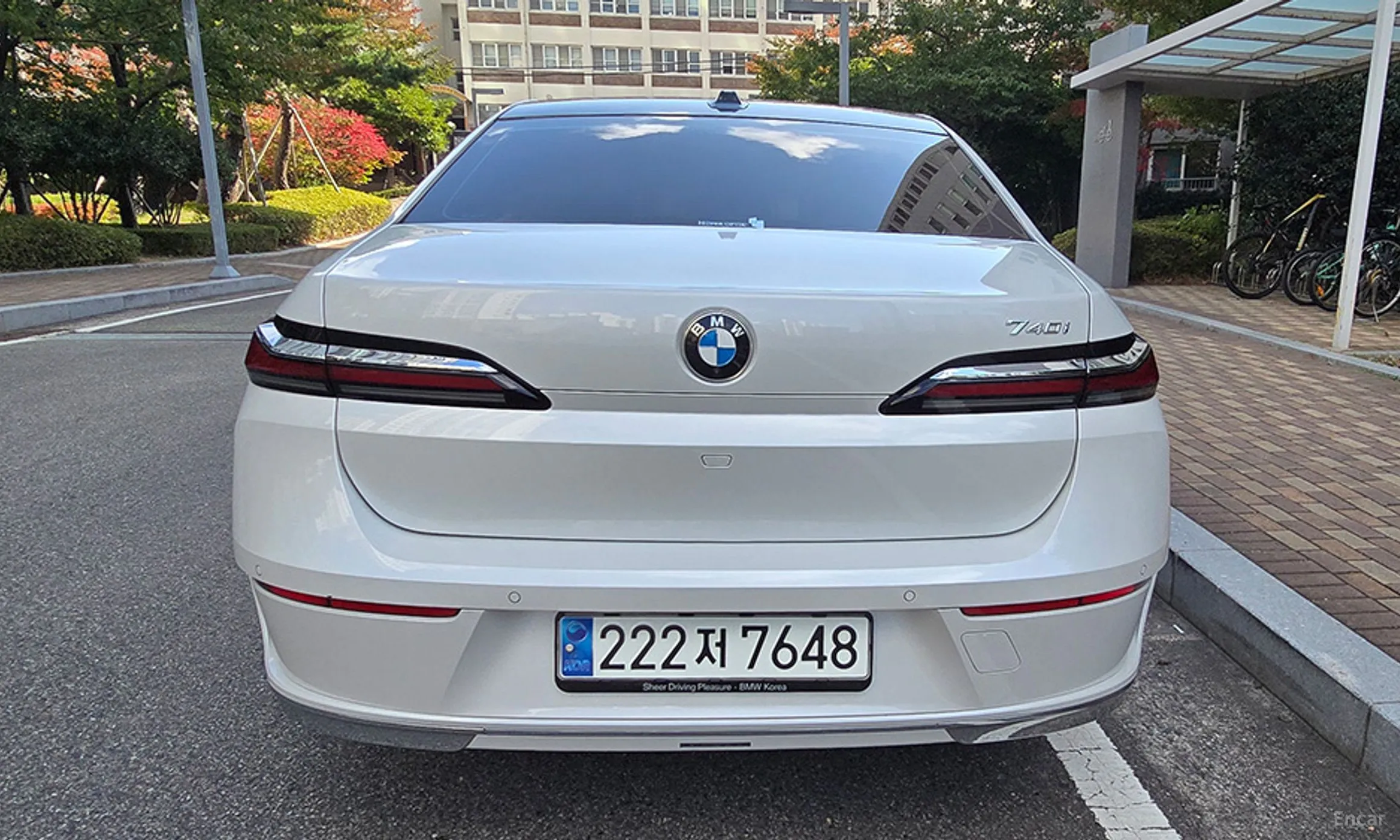 BMW 7 Series (G70) превью 4