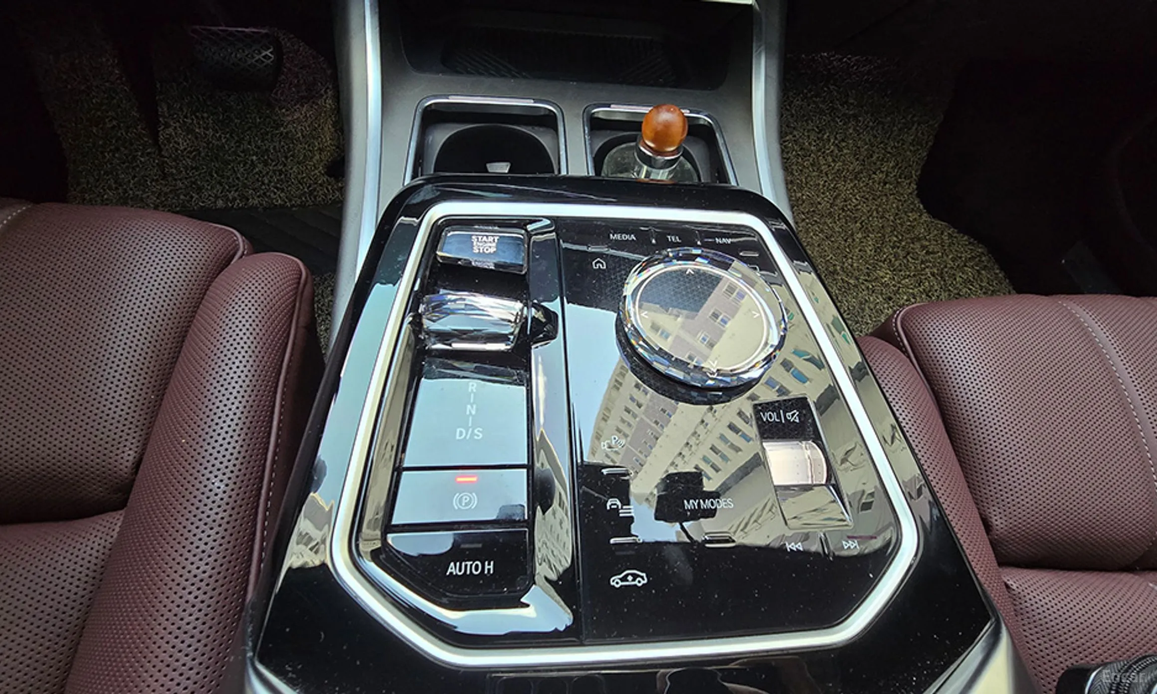 BMW 7 Series (G70) превью 8