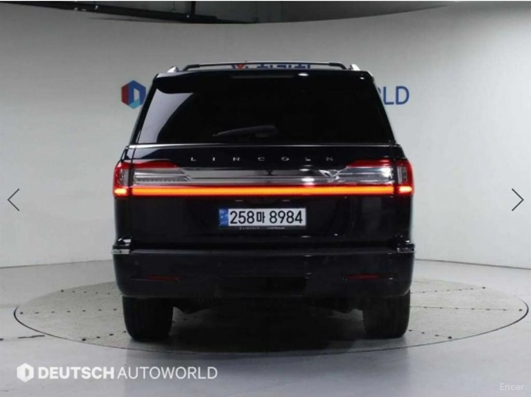 Lincoln Navigator 4th generation превью 3