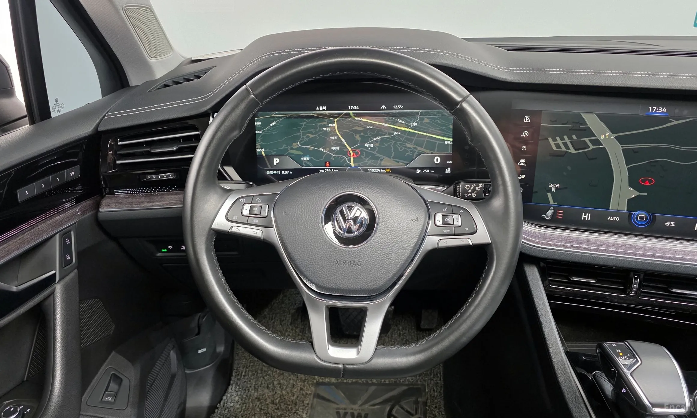 Volkswagen Touareg 3rd Generation превью 14
