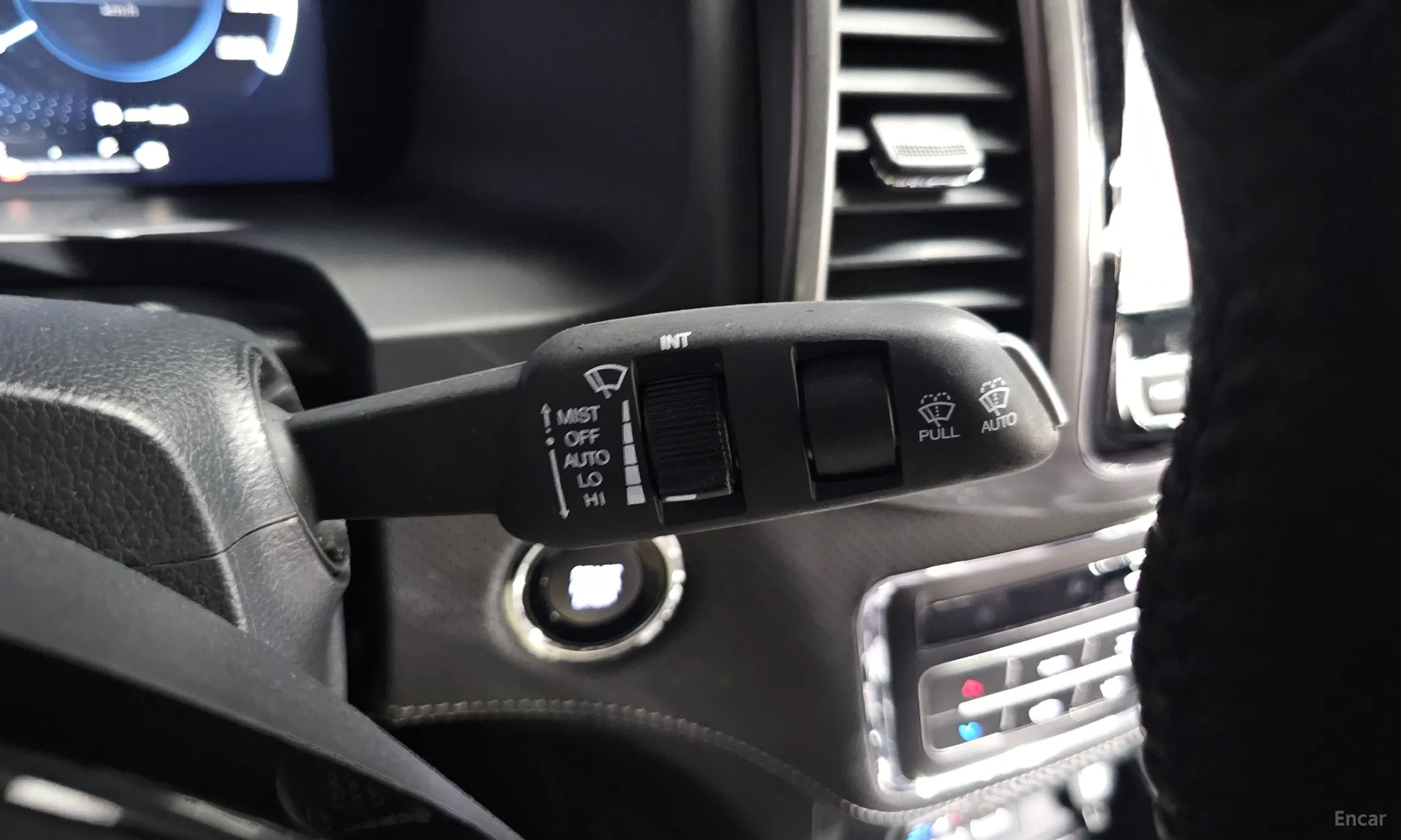 KG Mobility (SsangYong) Rexton Sports превью 18