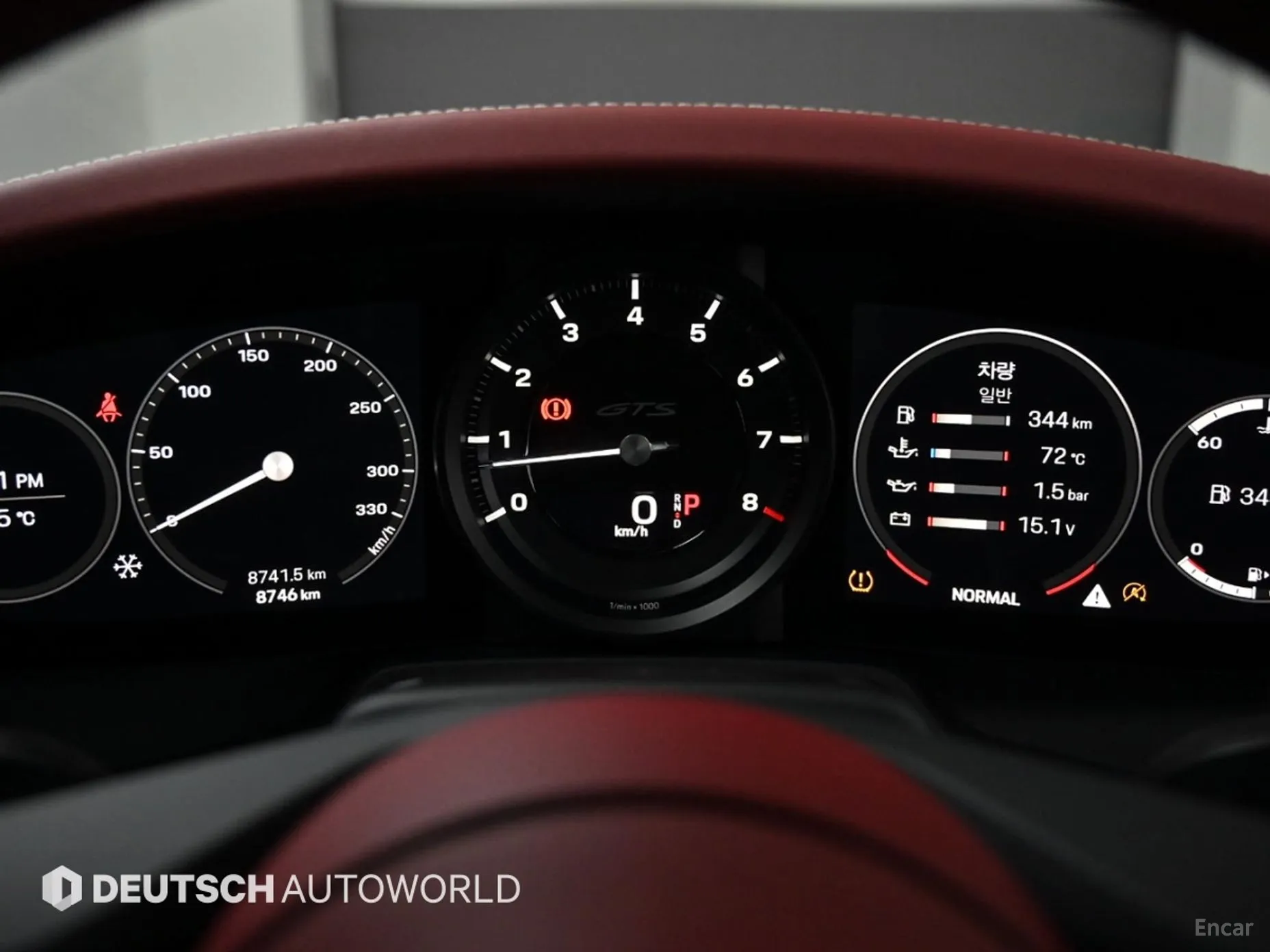 Porsche 911 (992) превью 10