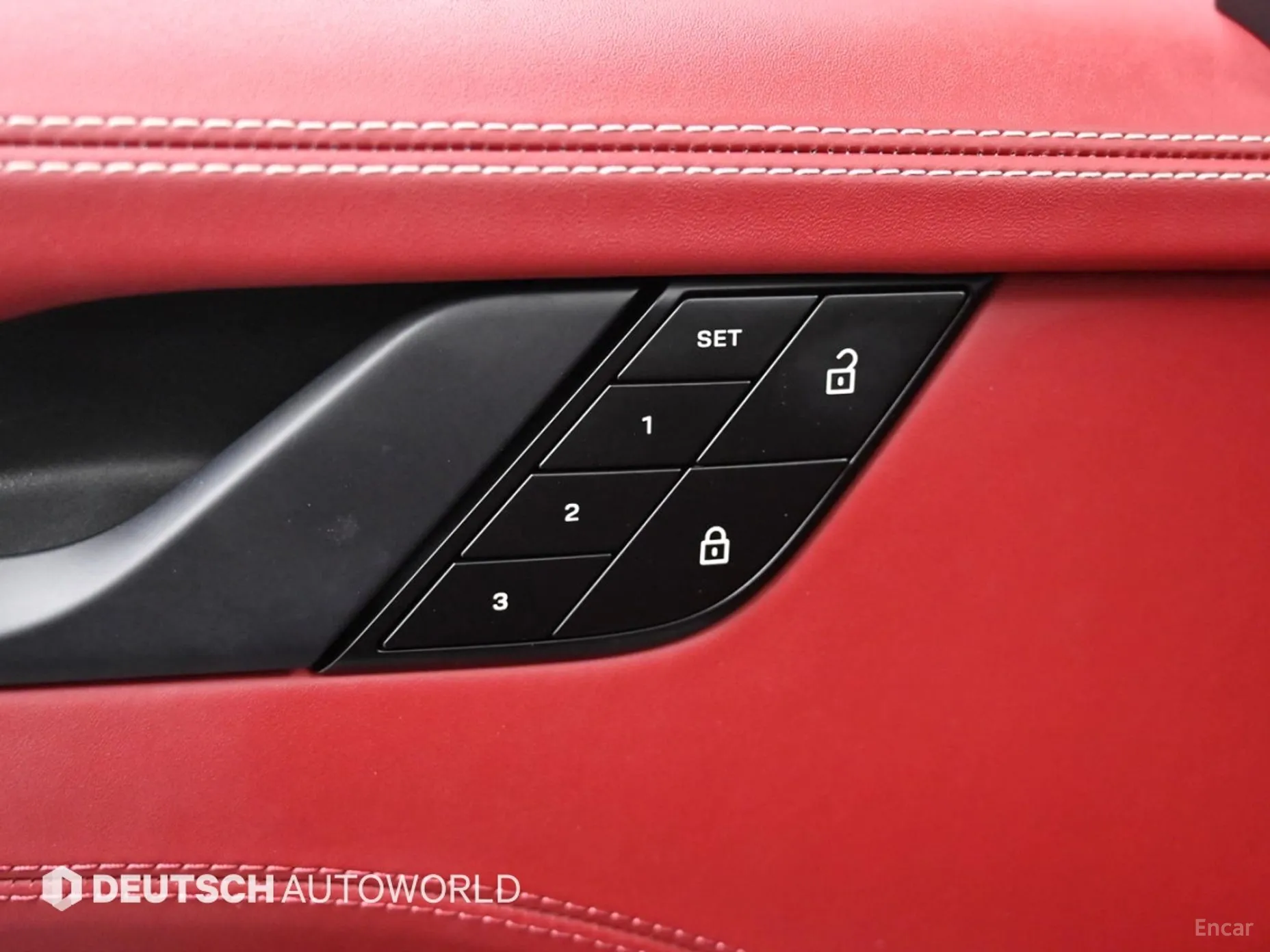 Porsche 911 (992) превью 16