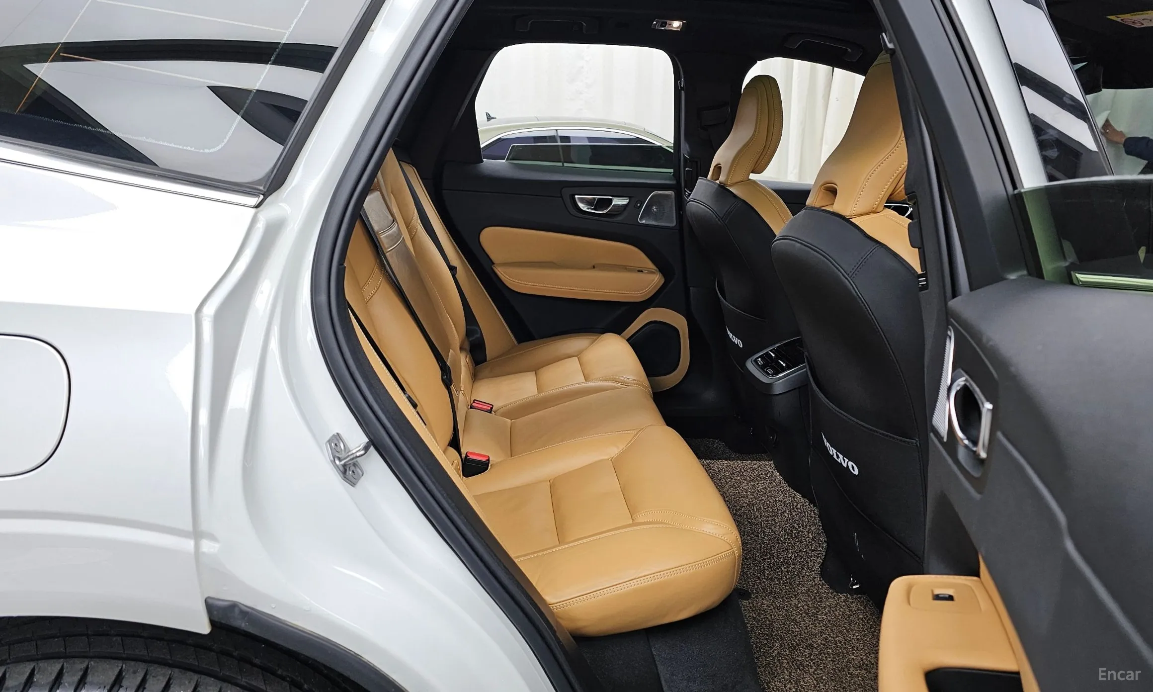 Volvo XC60 Gen 2 превью 12