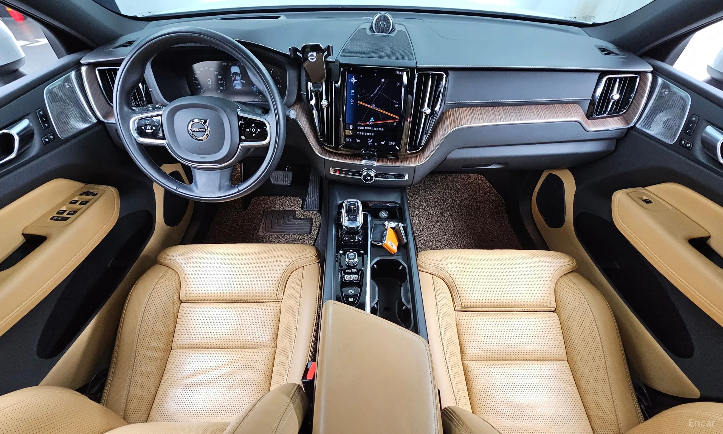 Volvo XC60 Gen 2 превью 7
