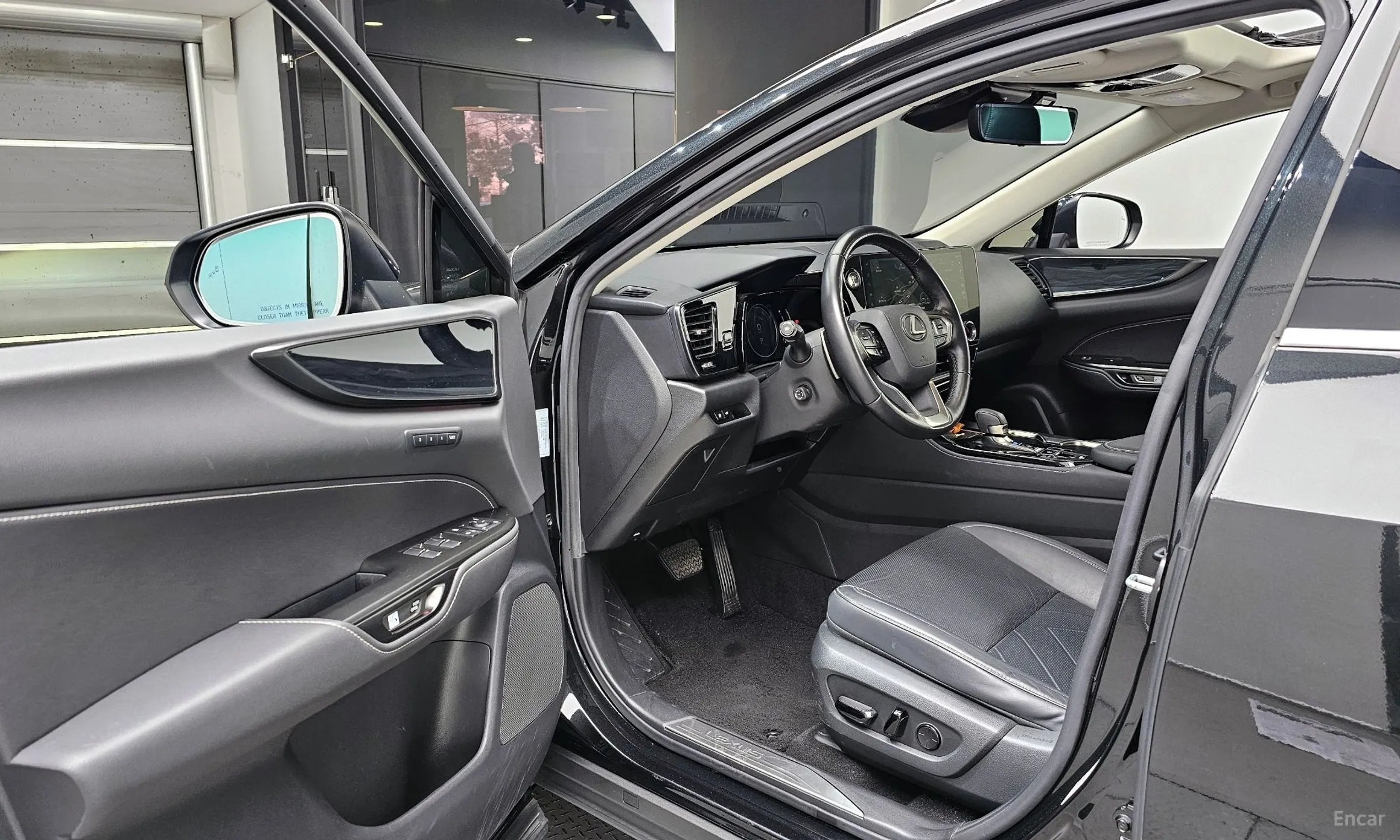 Lexus NX350h Gen 2 превью 11
