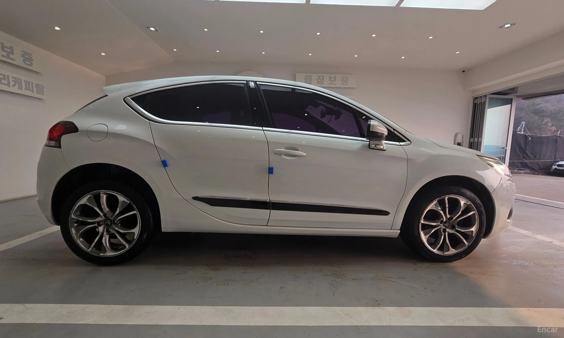 Citroën/DS \ds4\ превью 3