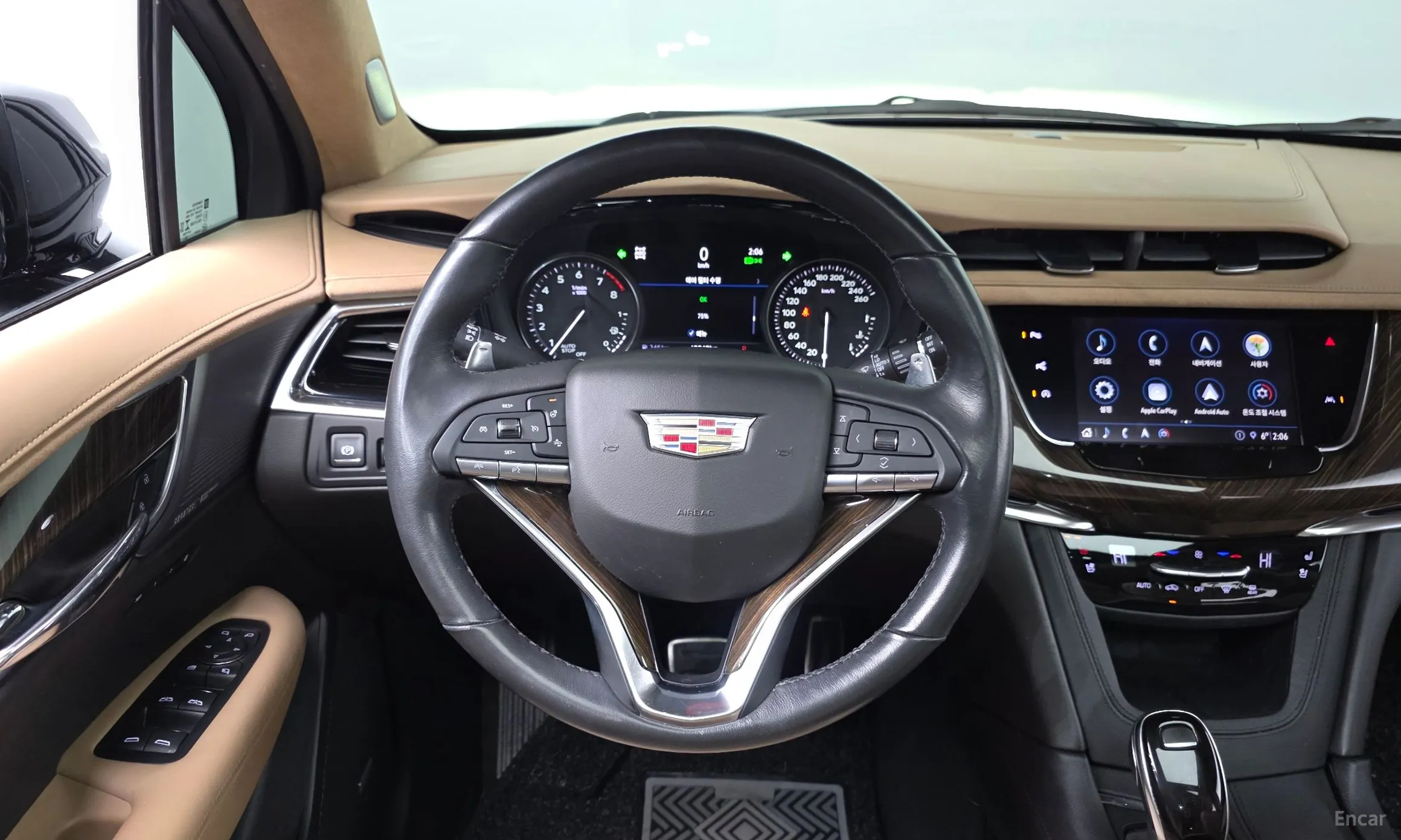 Cadillac XT6 превью 13