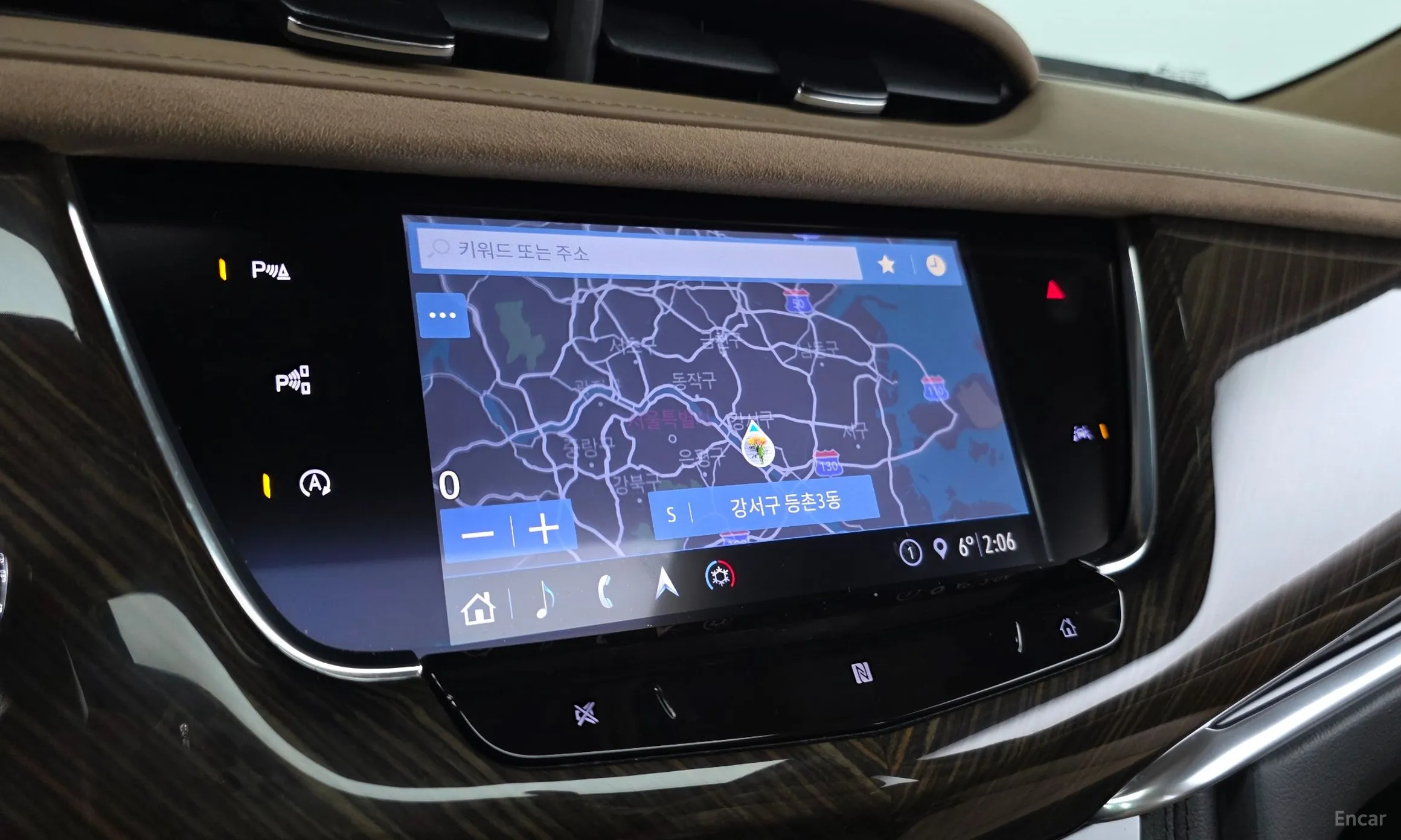 Cadillac XT6 превью 14